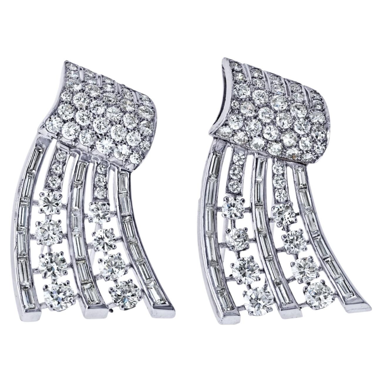 Platinum 1930s 15.00cttw Diamond Double Clip Brooch
