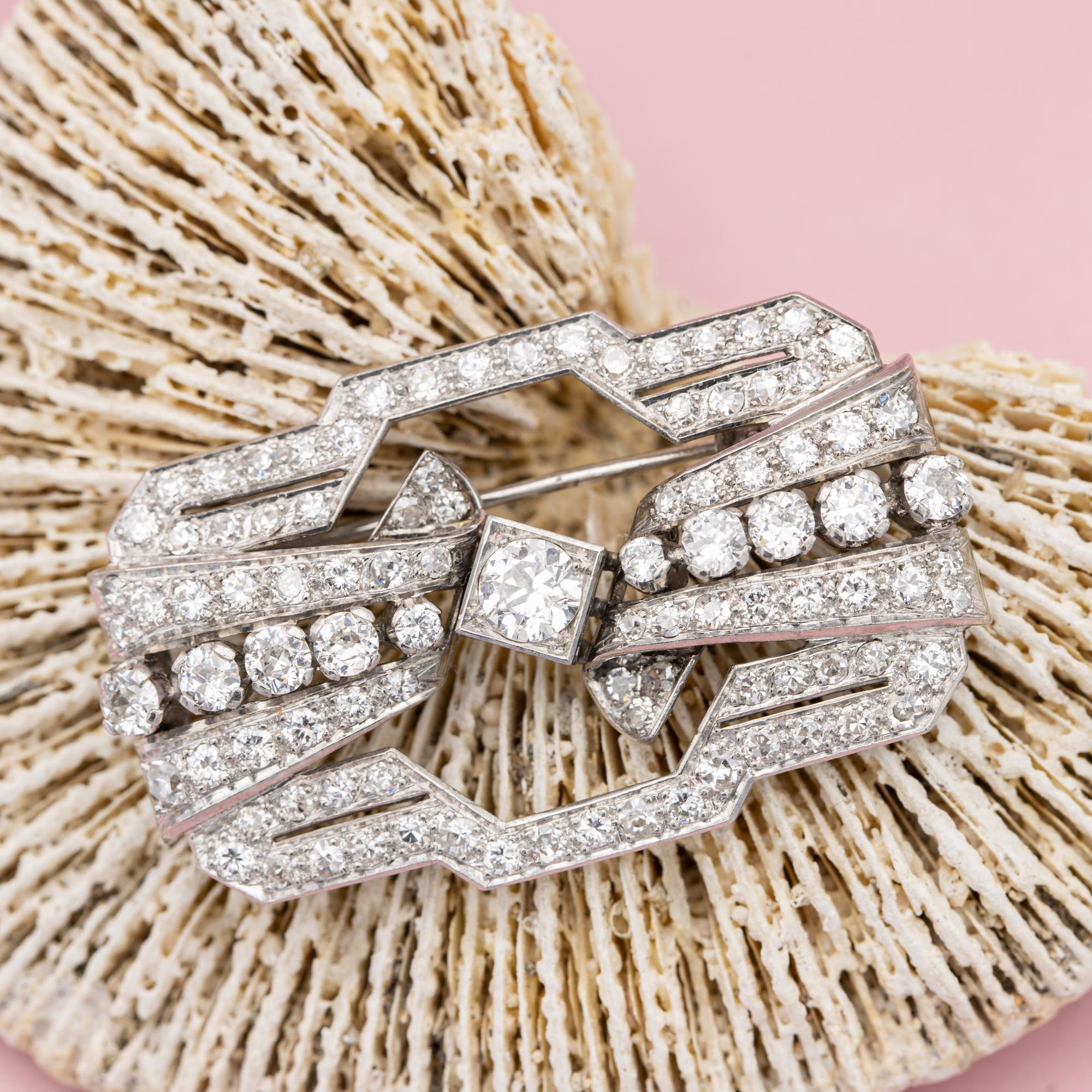 Art Deco brooch - 3.1 ct diamond - Old cut - Antique jewelry - Platinum 1930  In Good Condition For Sale In Antwerp, BE