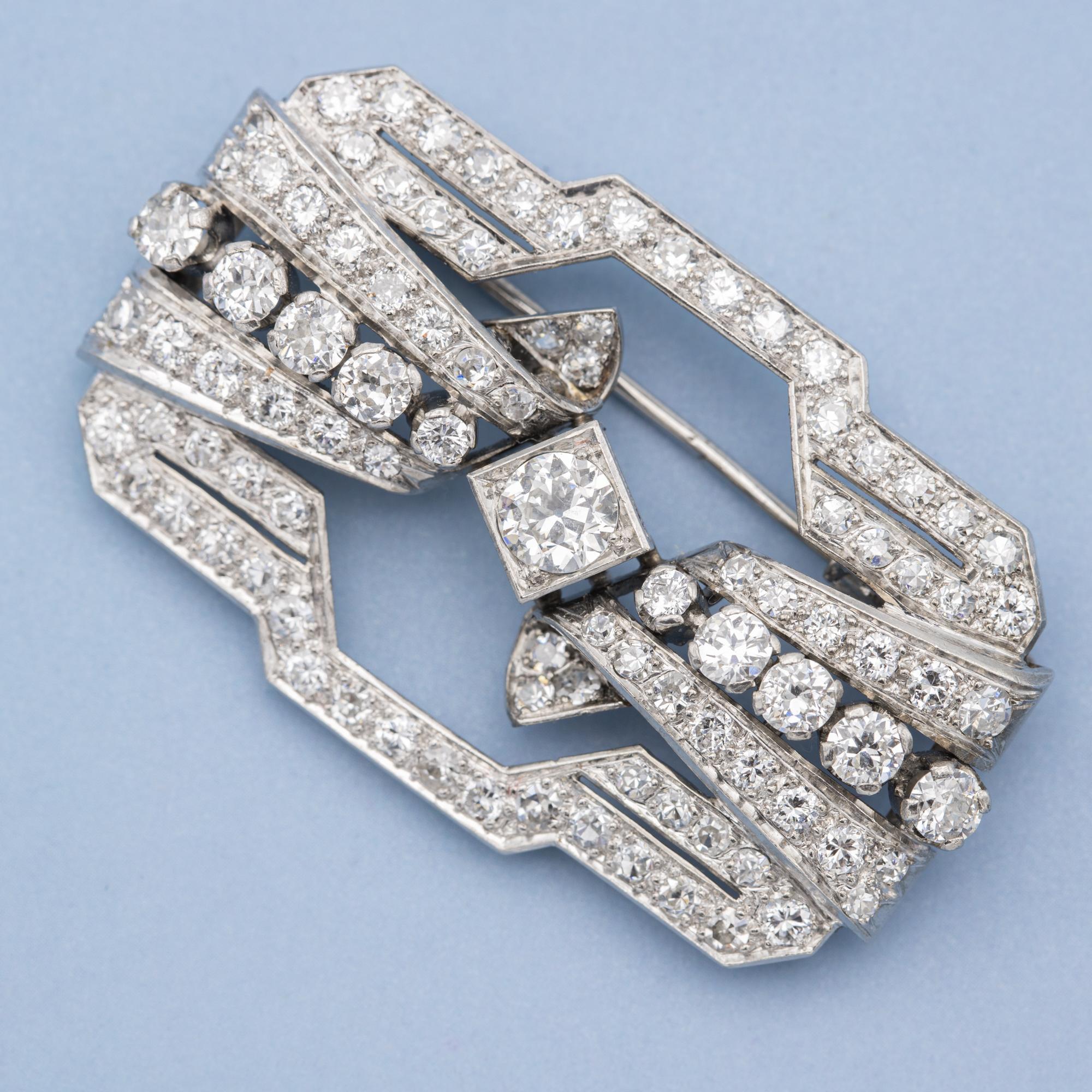 Broche Art déco, diamant 3,1 carats, taille ancienne, bijoux anciens, platine, 1930  Unisexe en vente