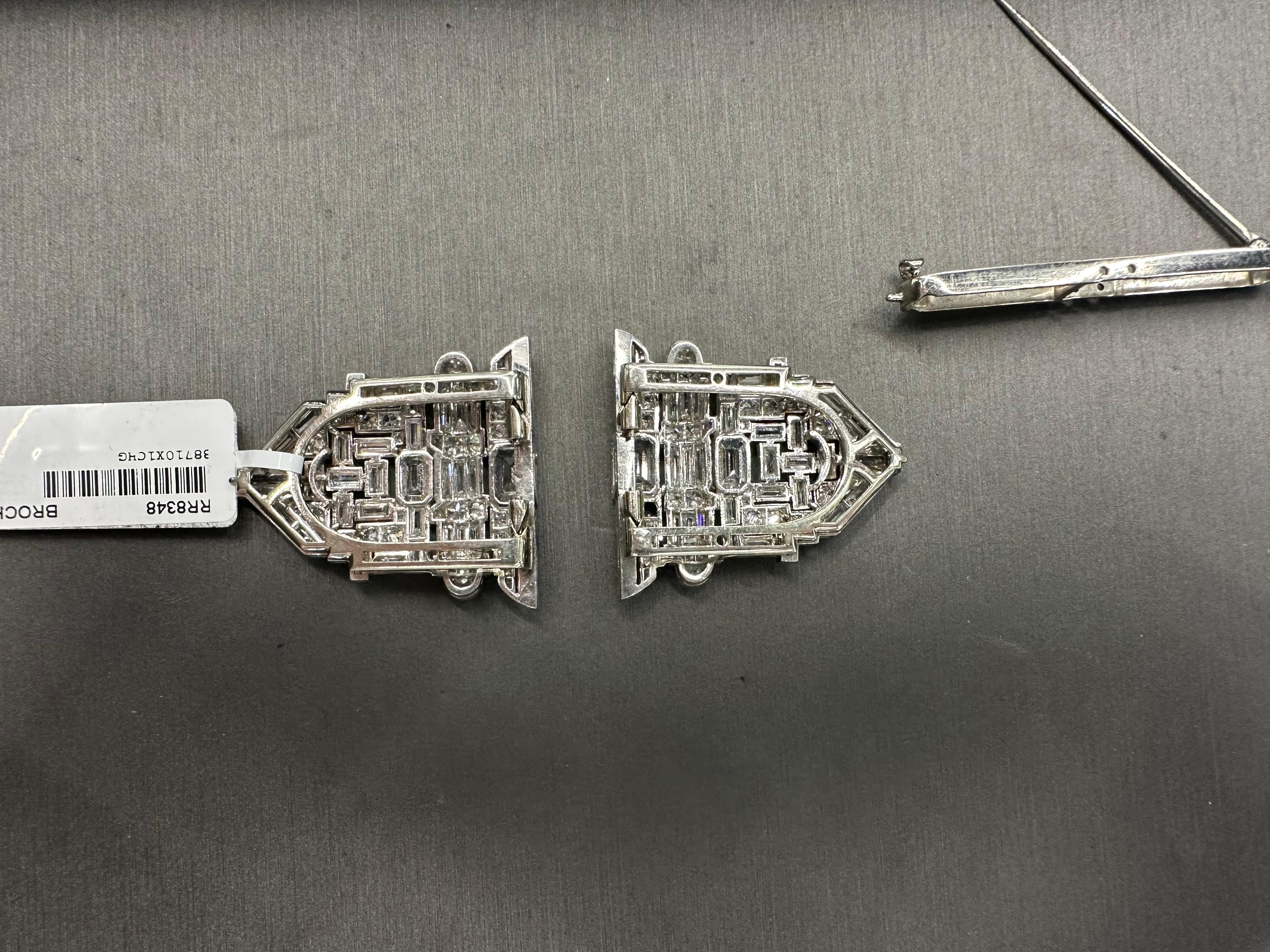 Platin 1930er Jahre Deco Diamant Double Clip GIA zertifiziert E VS2 Brosche im Angebot 8