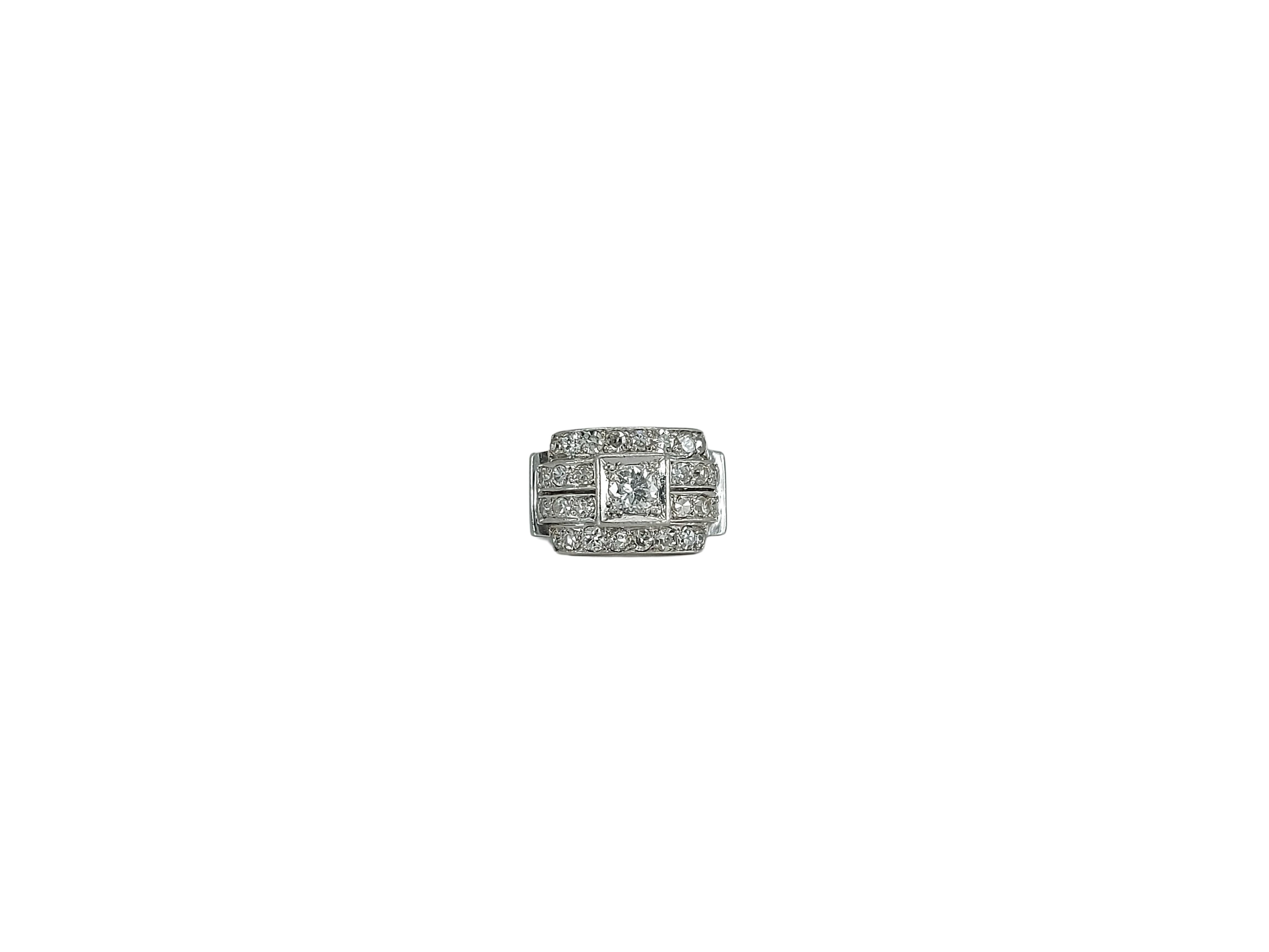 Women's or Men's Platinum 1940 s Ring Set with 1.34 ct Round Cut Diamonds For Sale