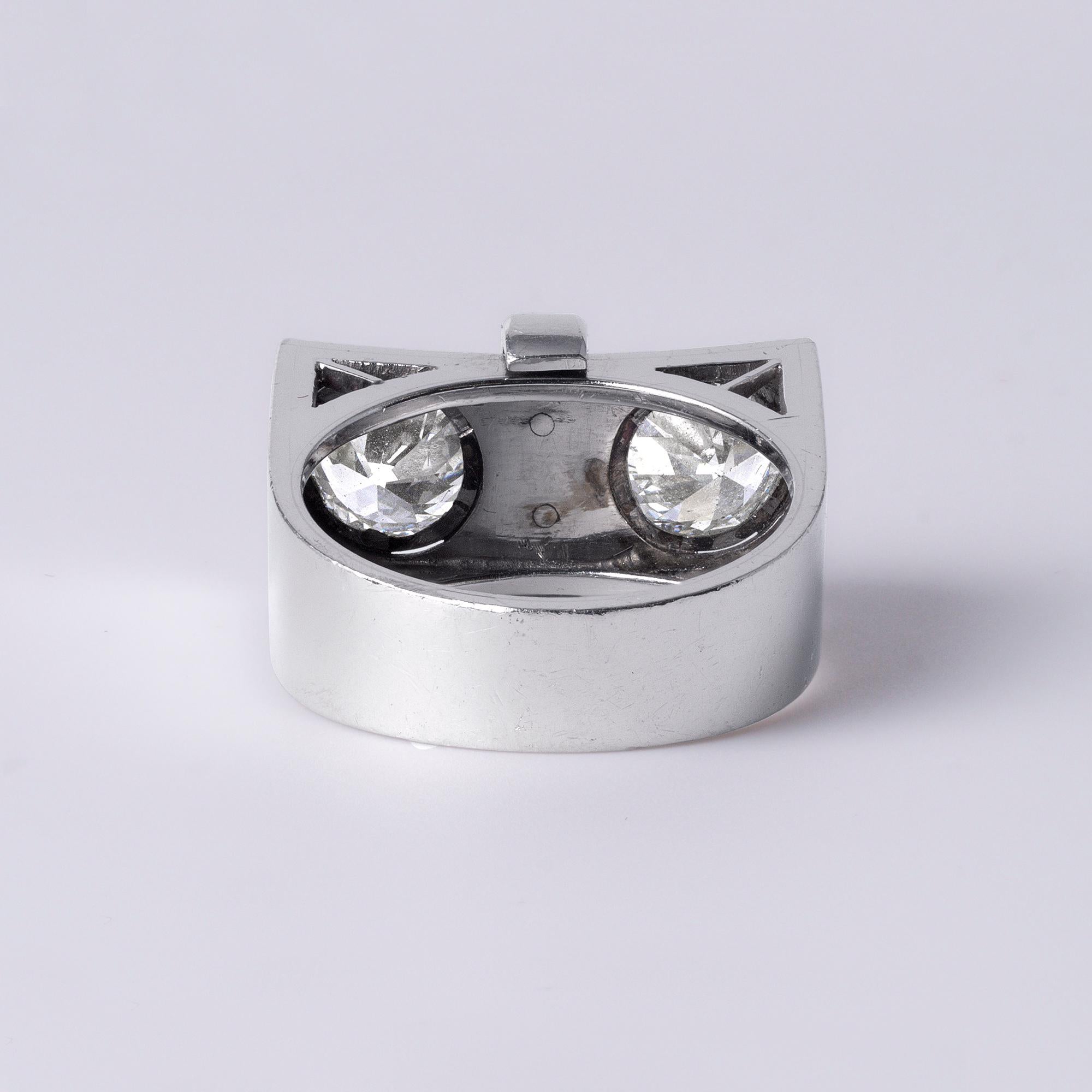 Platinum 1940's Old European Cut Diamond and Ruby Ring – 2.20 Carats In Good Condition For Sale In Los Angeles, CA