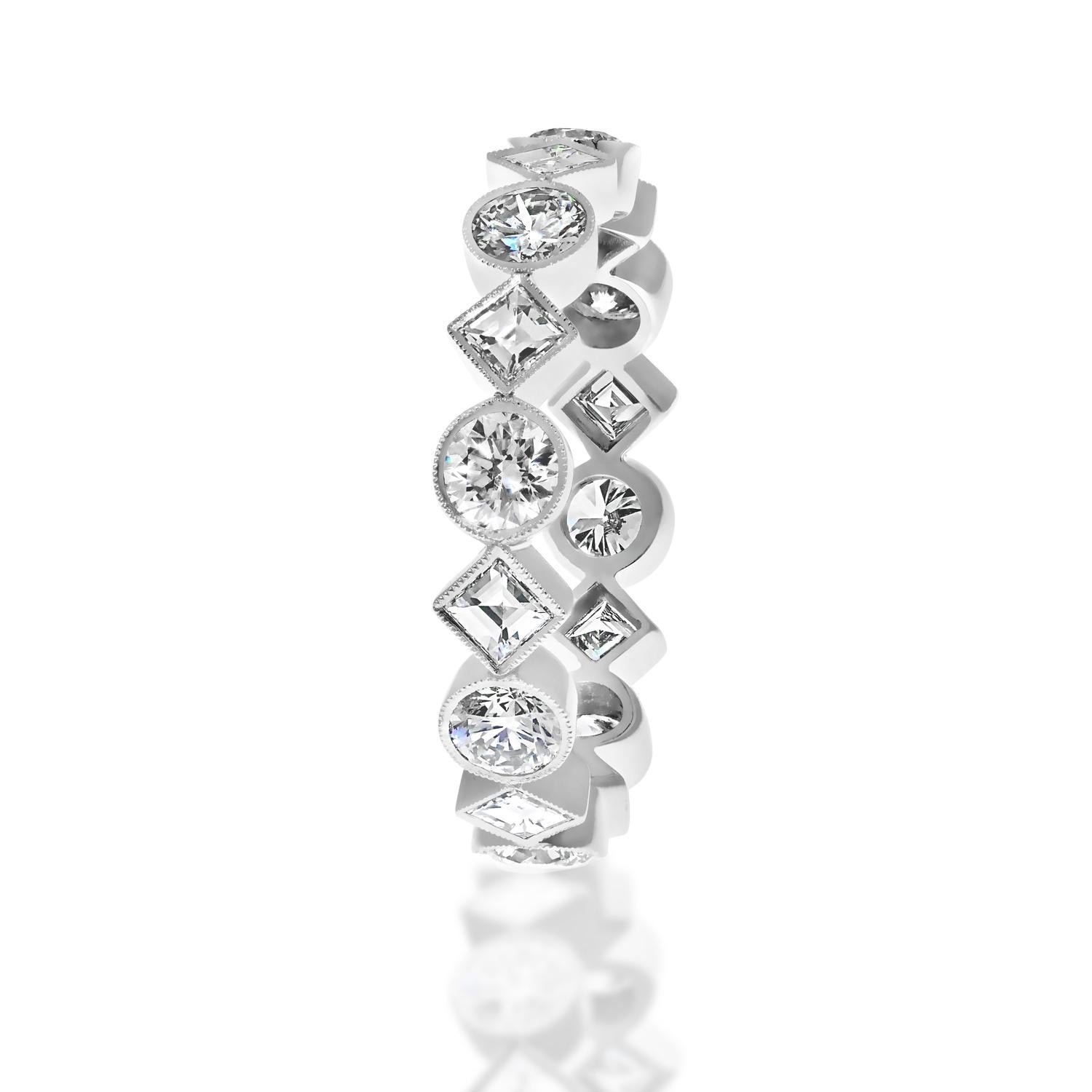 Contemporary Platinum 1.95cttw Bezel Set Round And Carre Cut Diamond Eternity Ring For Sale