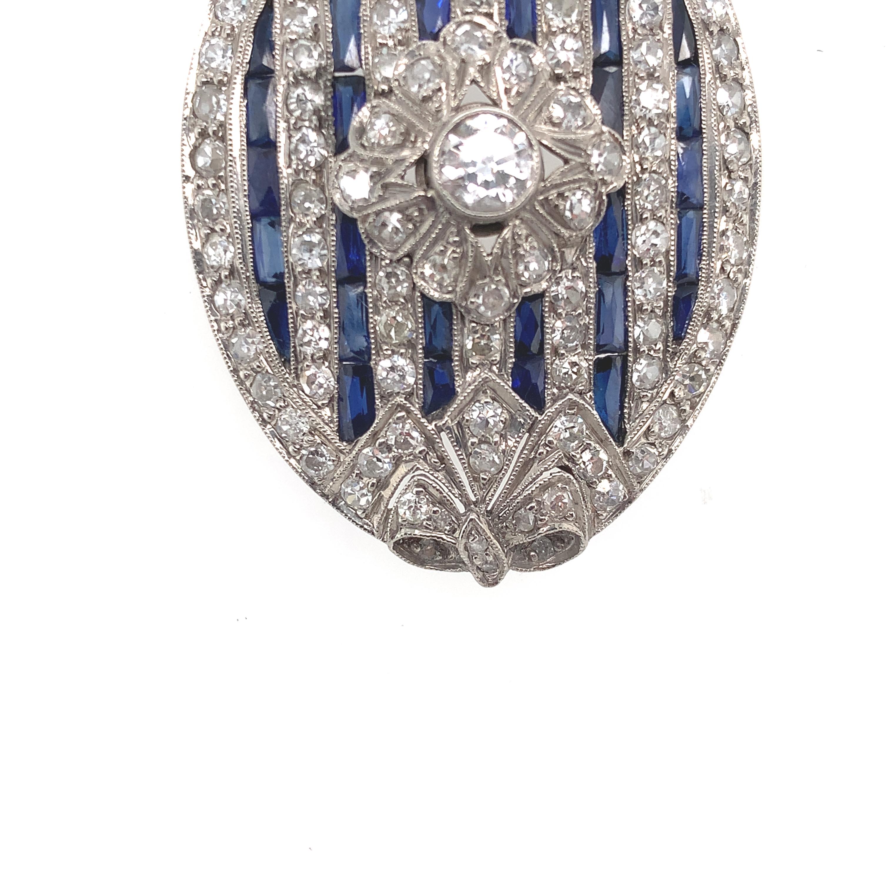 Women's Platinum 2 carat Diamond and Sapphire Art Deco Pendant Pin Necklace For Sale