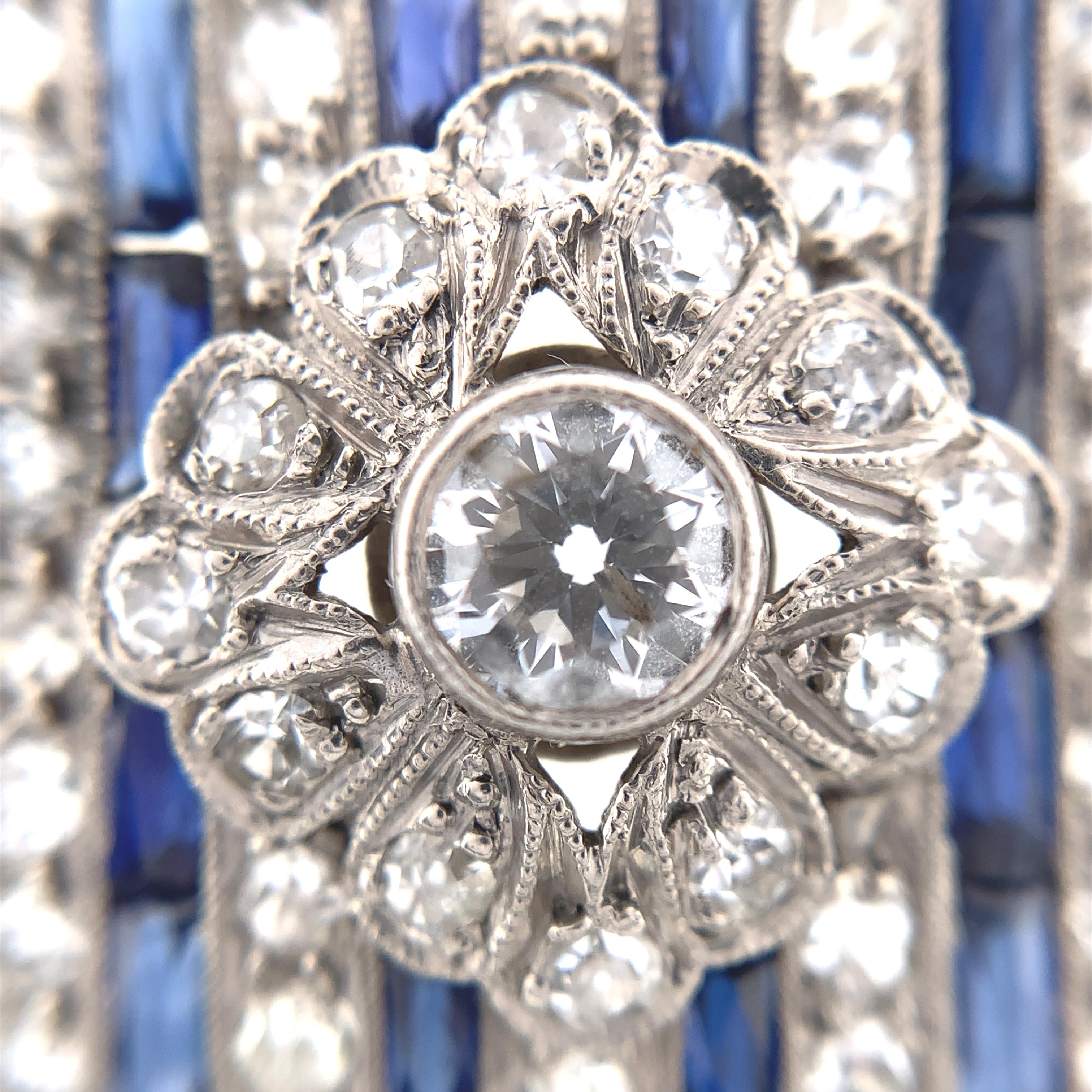 Platinum 2 carat Diamond and Sapphire Art Deco Pendant Pin Necklace For Sale 1