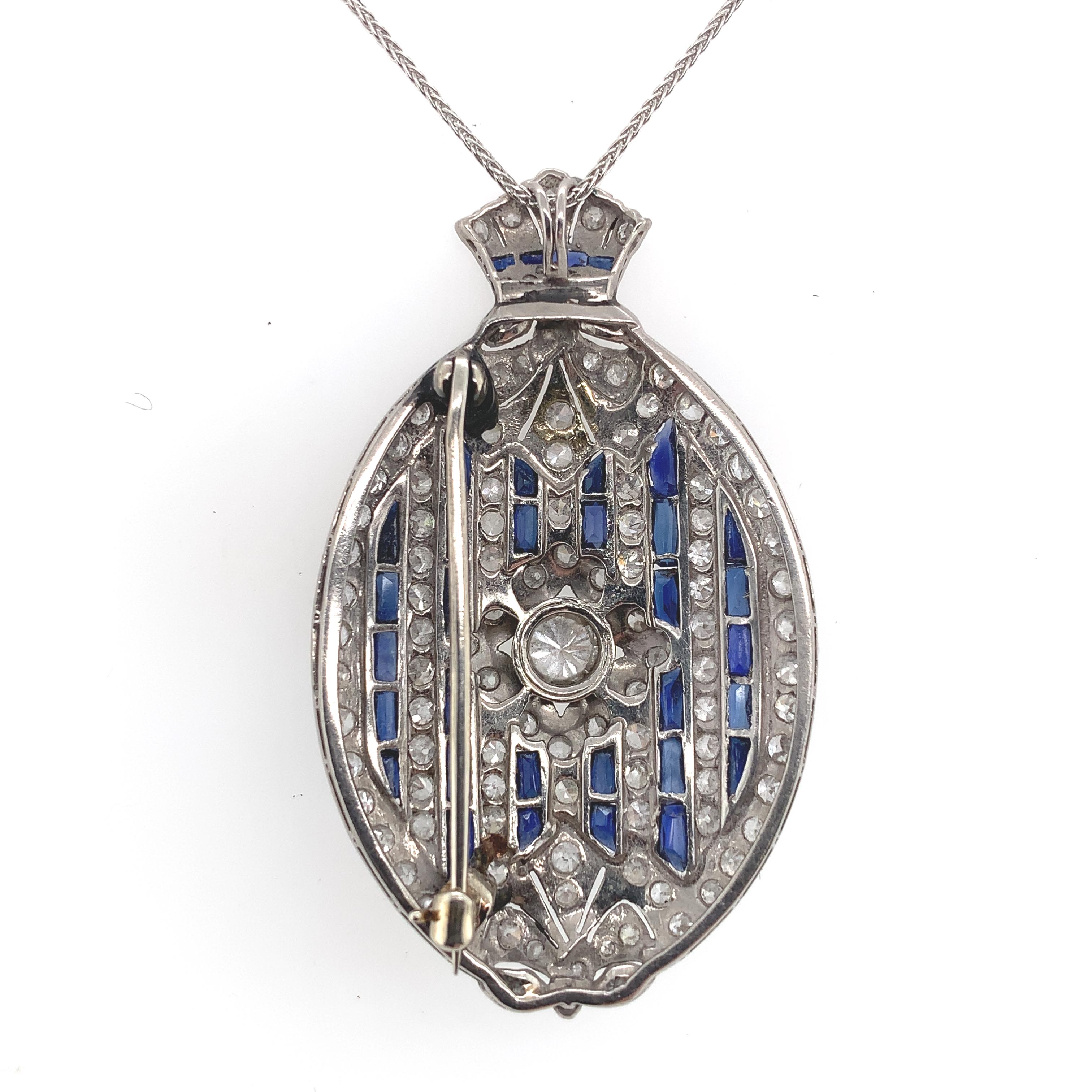 Platinum 2 carat Diamond and Sapphire Art Deco Pendant Pin Necklace For Sale 3