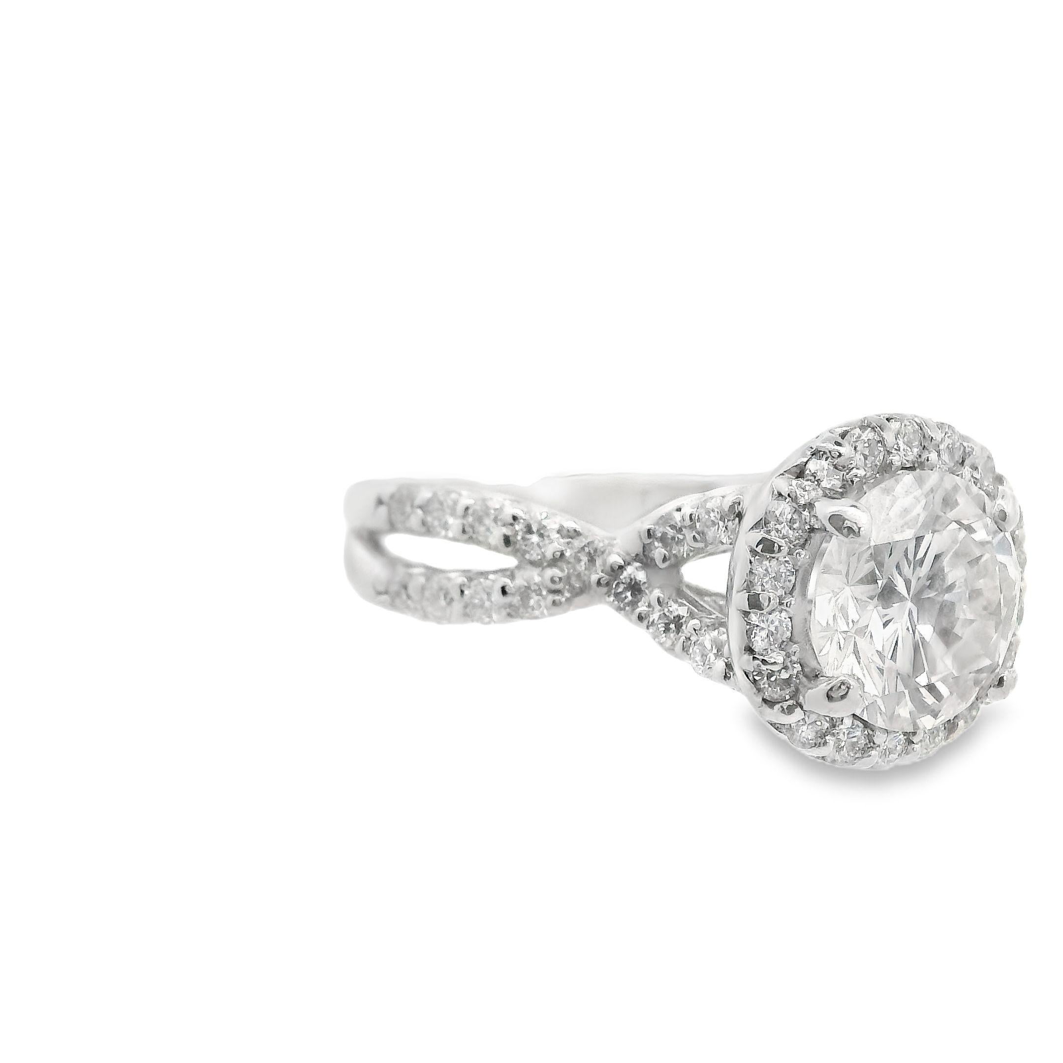 Round Cut Platinum 2+ Carat Diamond Engagement Ring For Sale