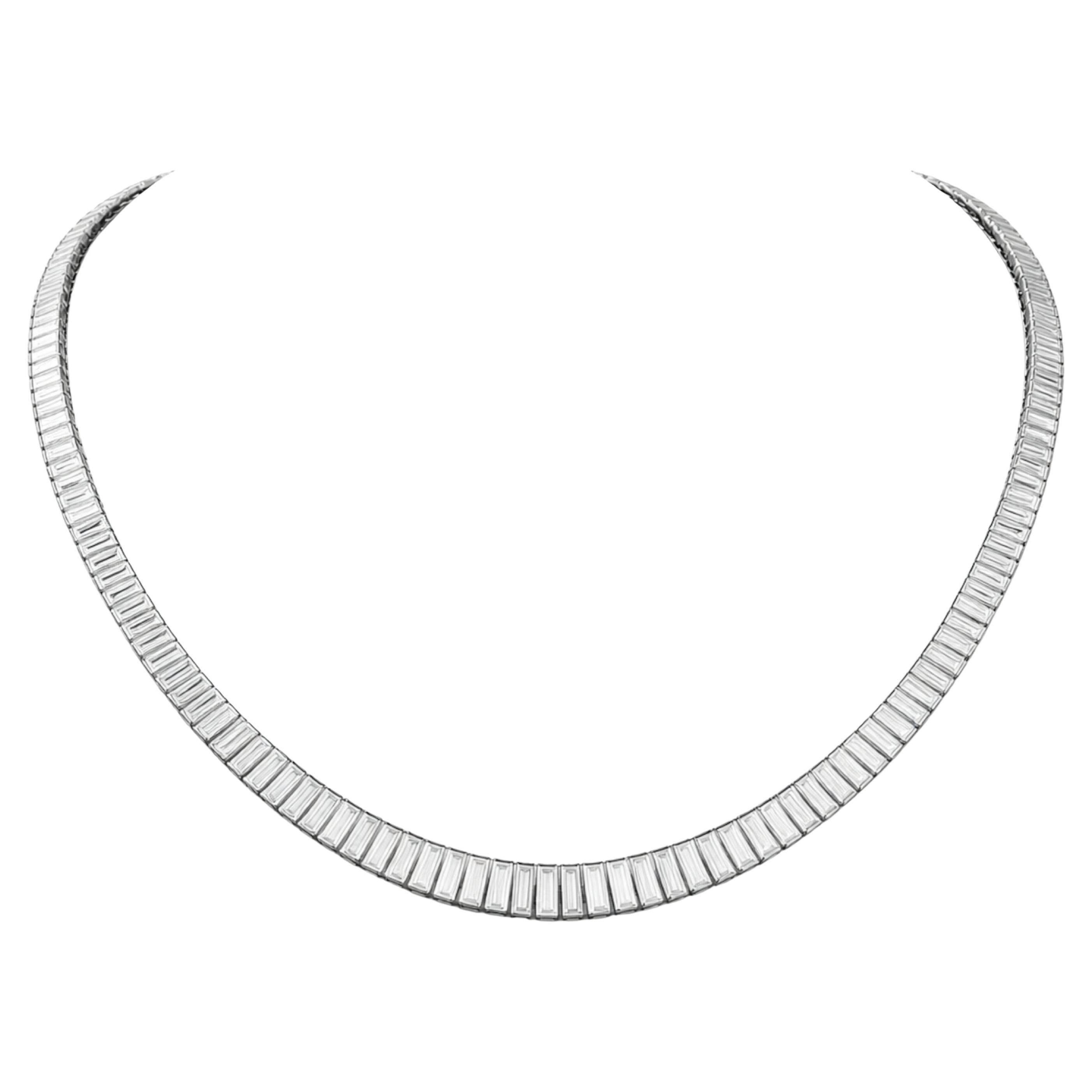 Platinum 20 Carat Baguette Cut Diamond Necklace F-G VVS-VS Quality For Sale