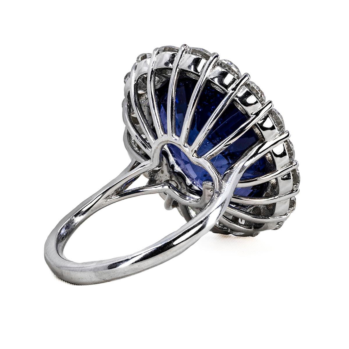 Oval Cut Platinum 20.12 Carat Vivid Royal Blue Sapphire Ring For Sale