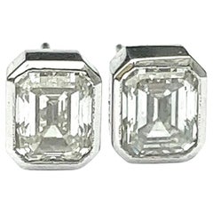 Platinum 2.05 Ct Emerald Cut Diamond Stud Earring