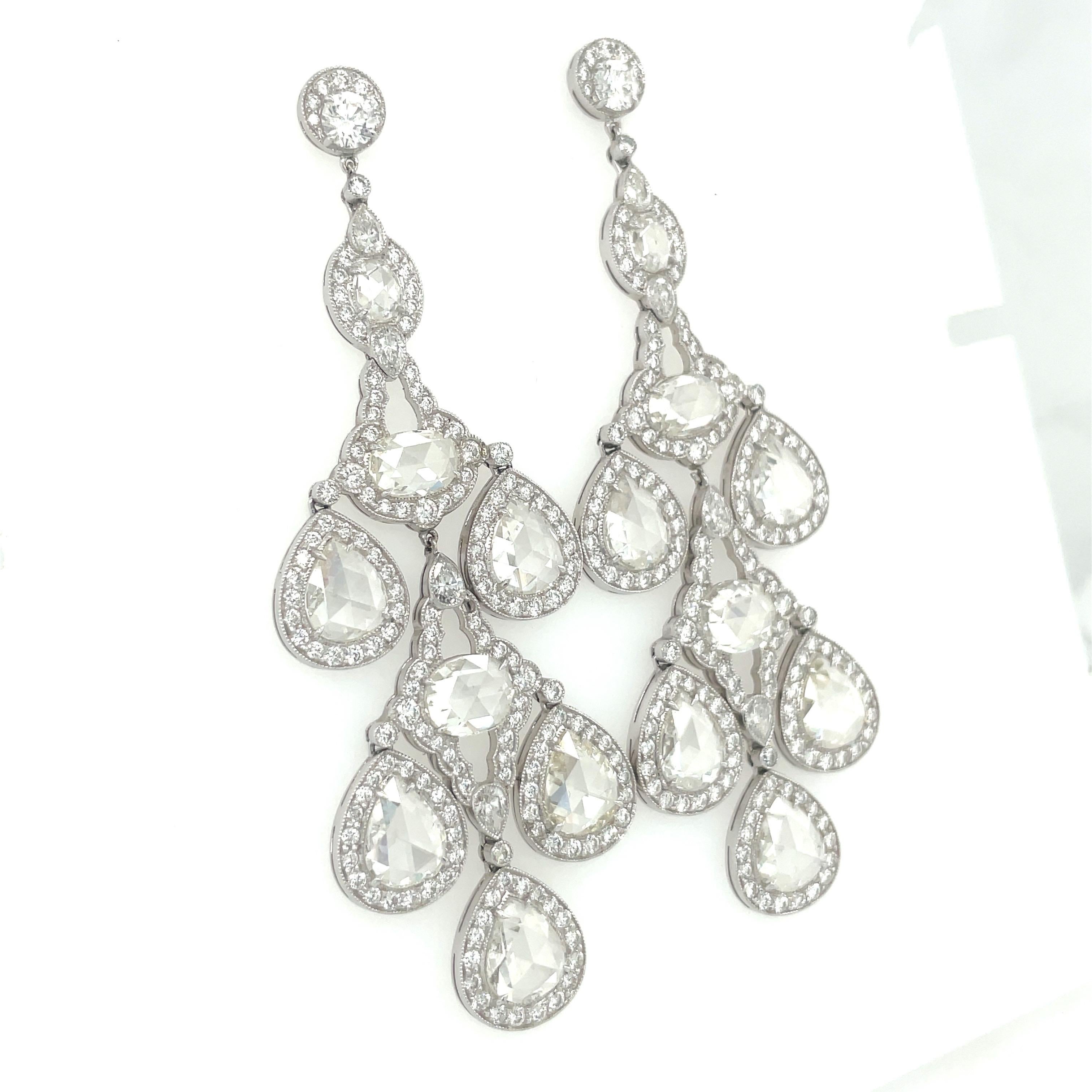 Platinum 20.54Ct. Diamond Chandelier Earrings w/ Pear and Oval Rose Cut Diamonds In New Condition For Sale In New York, NY