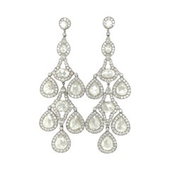 Platino 20,54Ct. Orecchini a lampadario con diamanti taglio pera e ovale rosa