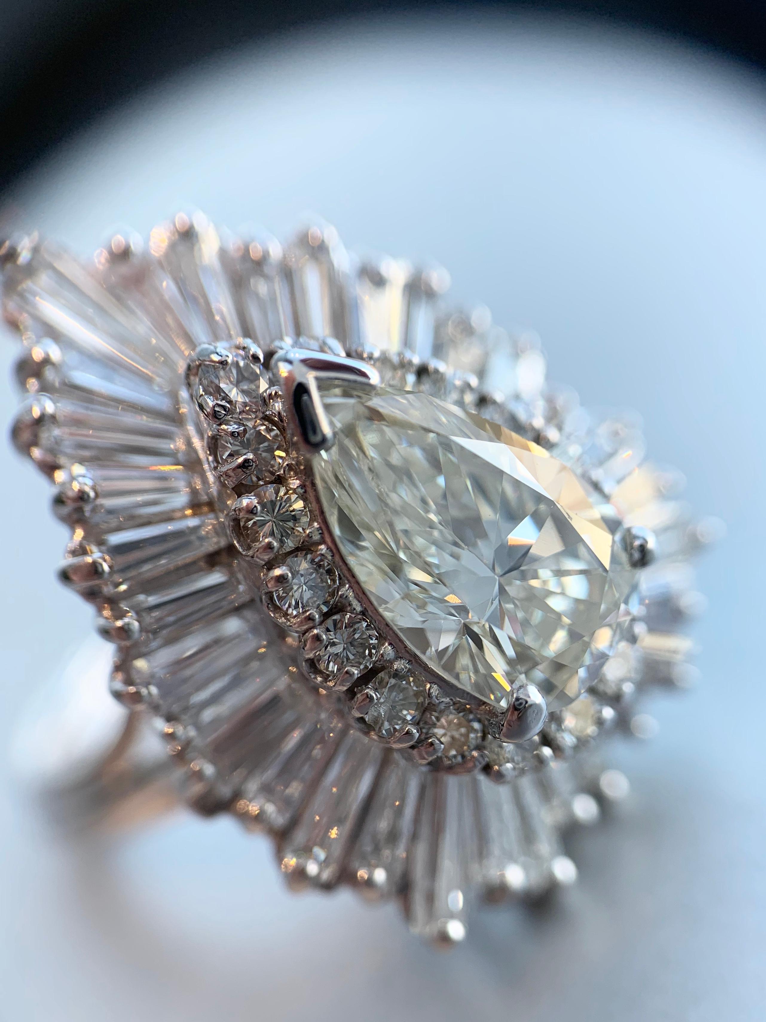 Platinum 2.07 Carat Pear Shape Diamond Ballerina Ring For Sale 4