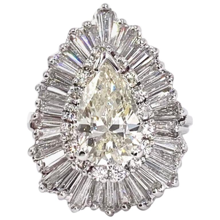 Platinum 2.07 Carat Pear Shape Diamond Ballerina Ring For Sale