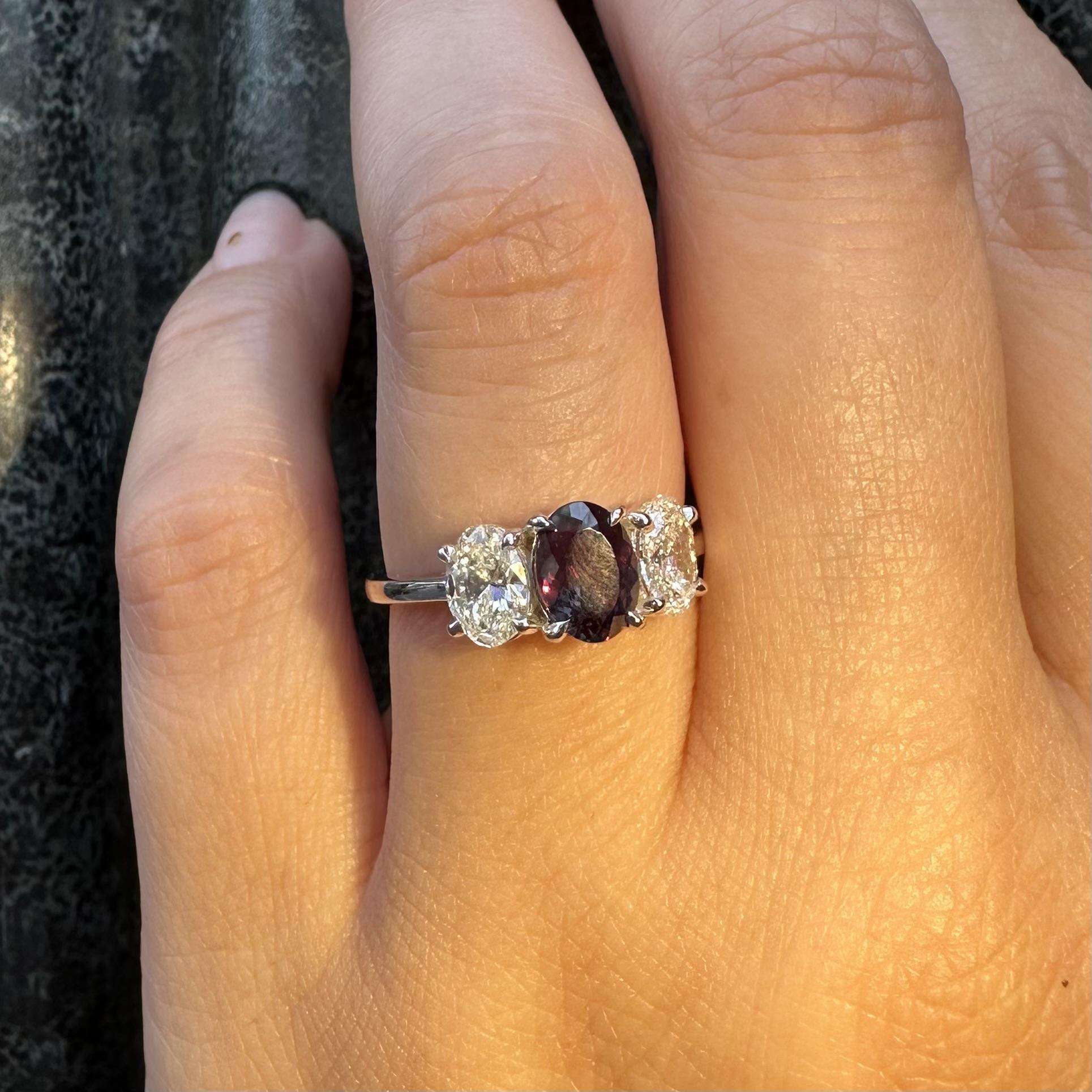 Bague ovale en platine 2.23ctw AGL Best Color Change Brazil Alexandrite Diamond 3 en vente 11