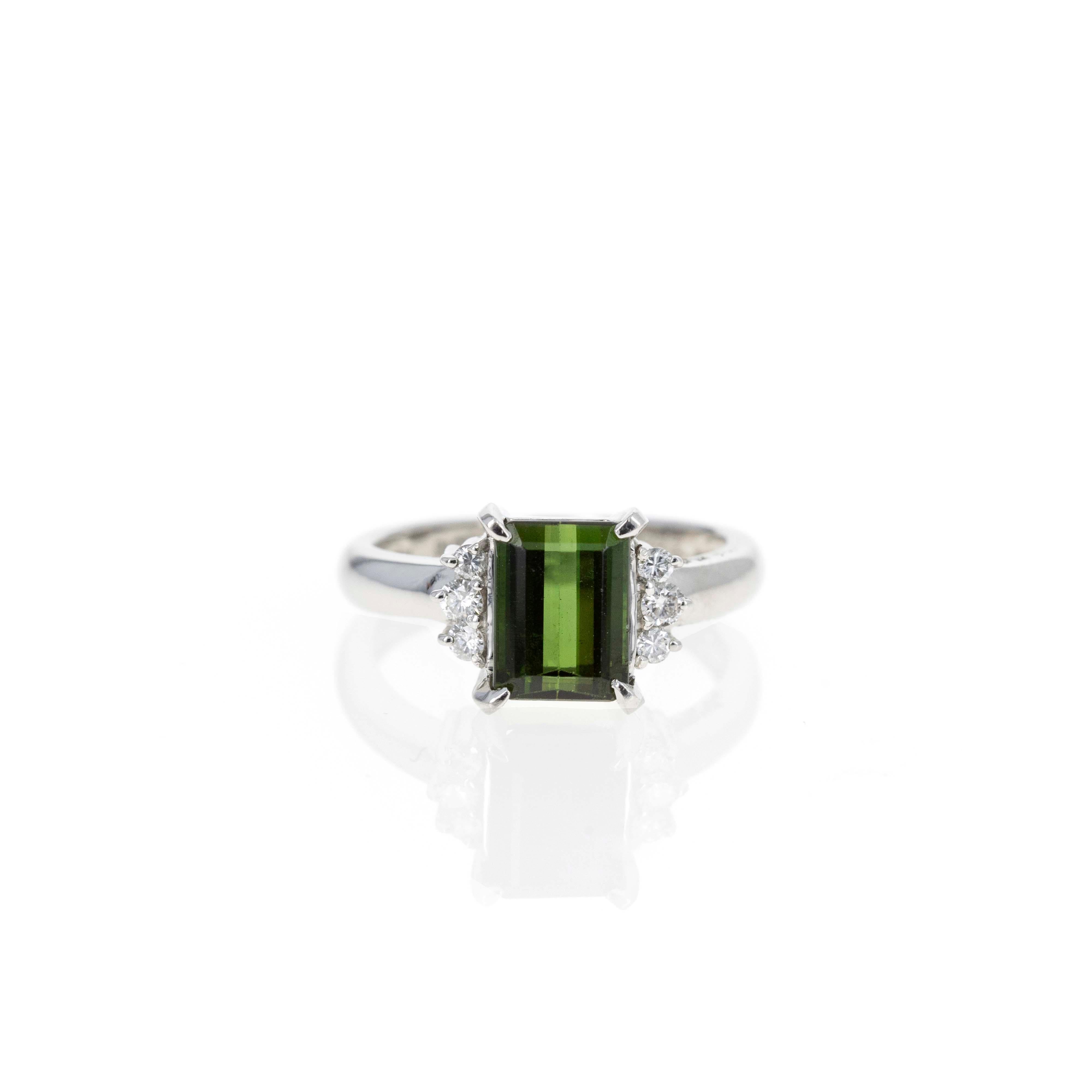 Platinum 2.26 Carat Green Tourmaline Diamond Ring For Sale 1