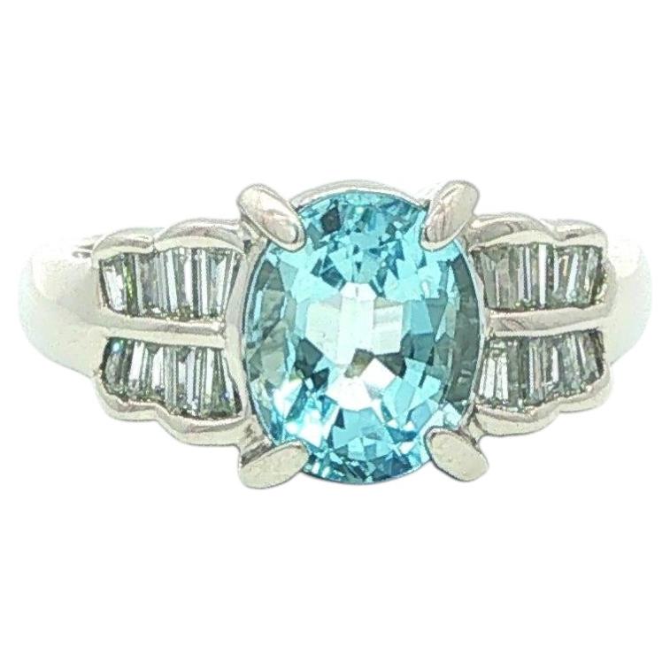 Platin 2,29ctw Oval Aquamarin & Baguette Kanal Set Diamant Seiten Ring