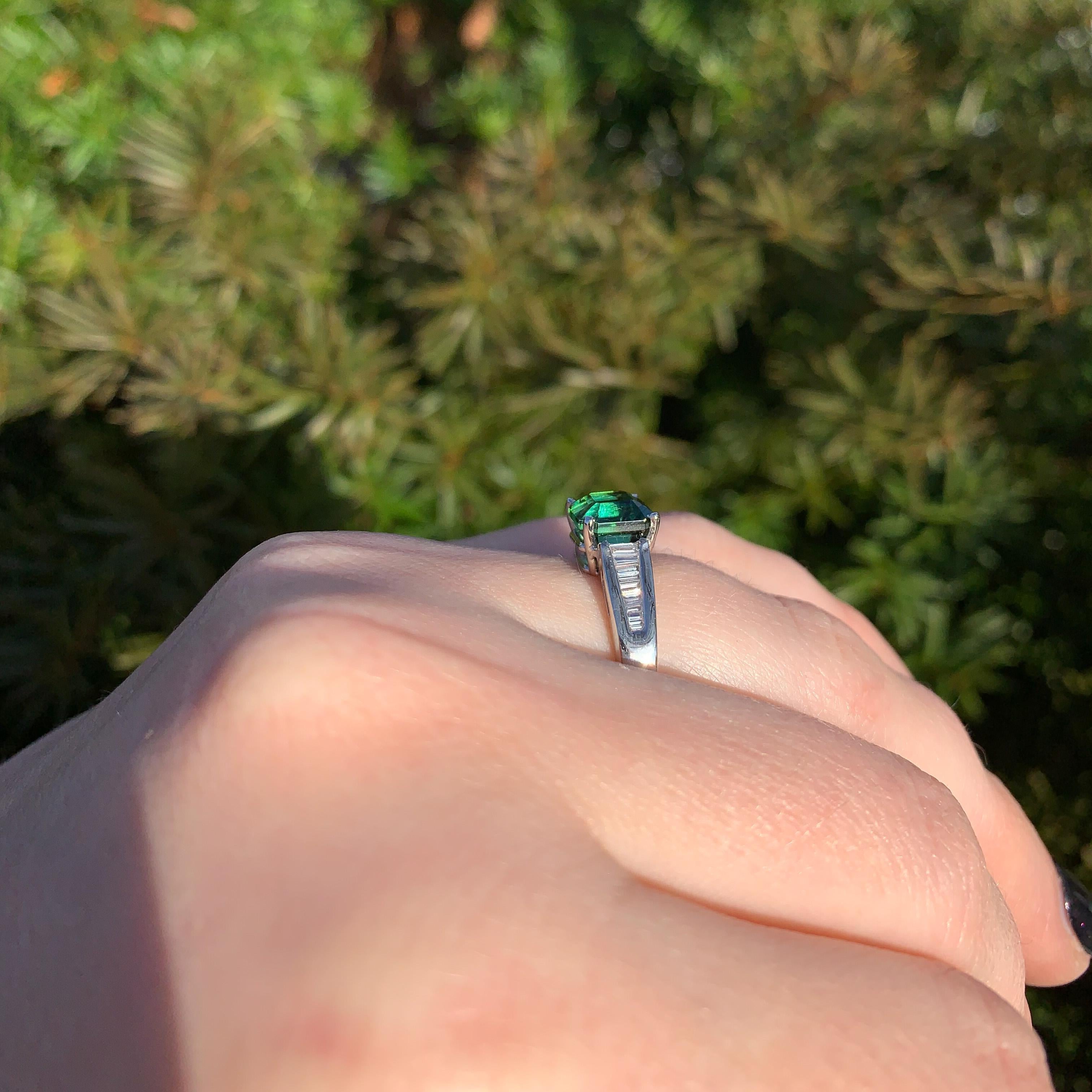 Platinum 2.30 carat Green Tourmaline and Diamond Baguette Ring For Sale 3