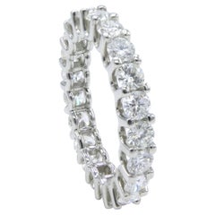 Platinum 2.30 Carat Round Natural Diamond Eternity Wedding Band Ring