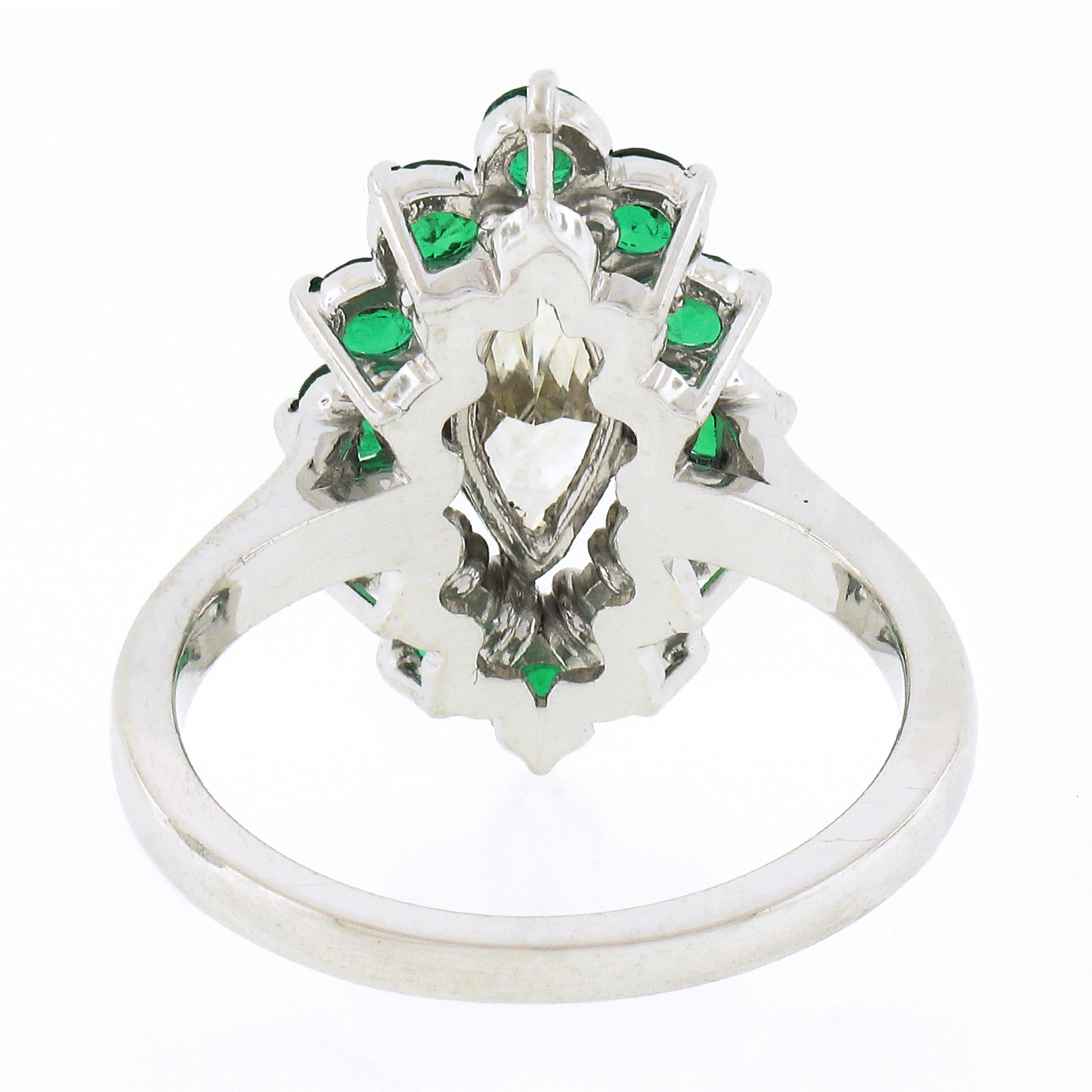 Platinum 2.30ct Marquise Light Yellow Diamond w/ Vivid Round Emerald Halo Ring For Sale 2
