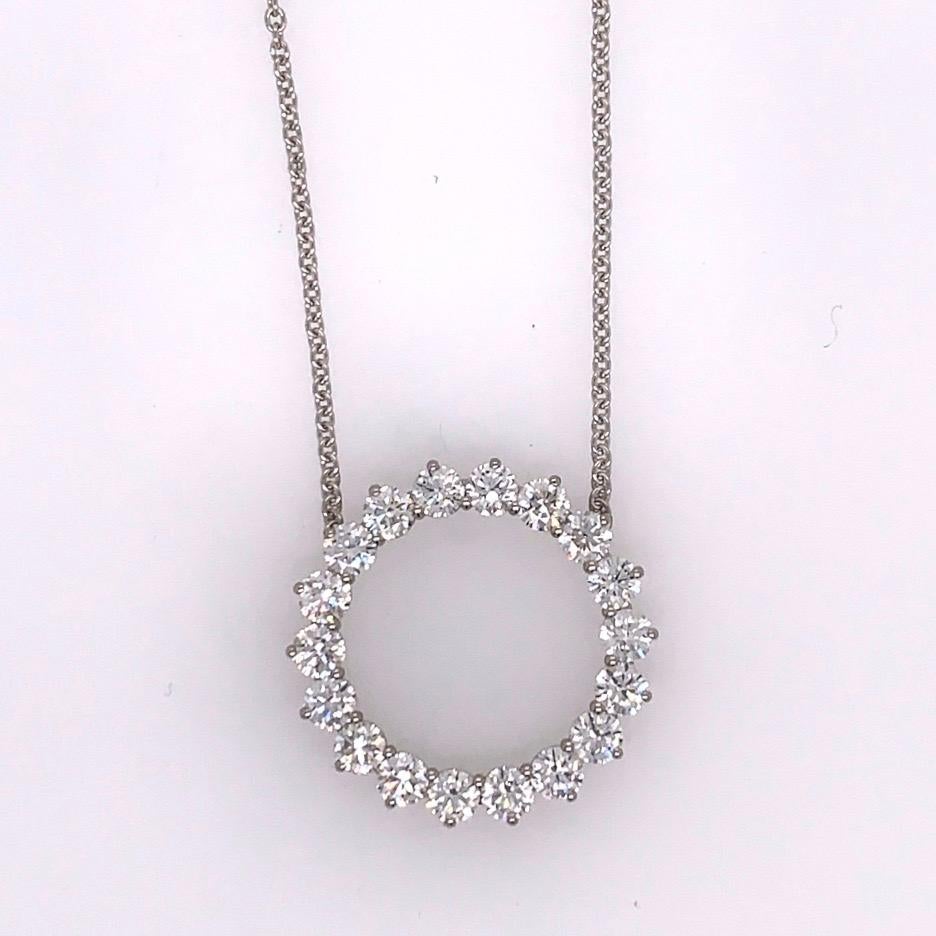 Platin 2,32 Karat natürlicher farbloser runder Brillant-Diamant Moderner Anhänger im Angebot 1