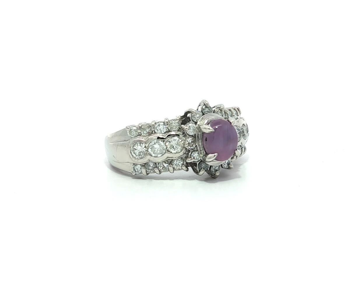 Anello in platino con zaffiro viola a stella cabochon e diamante a 3 file da 2,3 carati in vendita 6