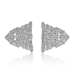 Platinum 25 Carat Art Deco Diamond Double Clip Brooch