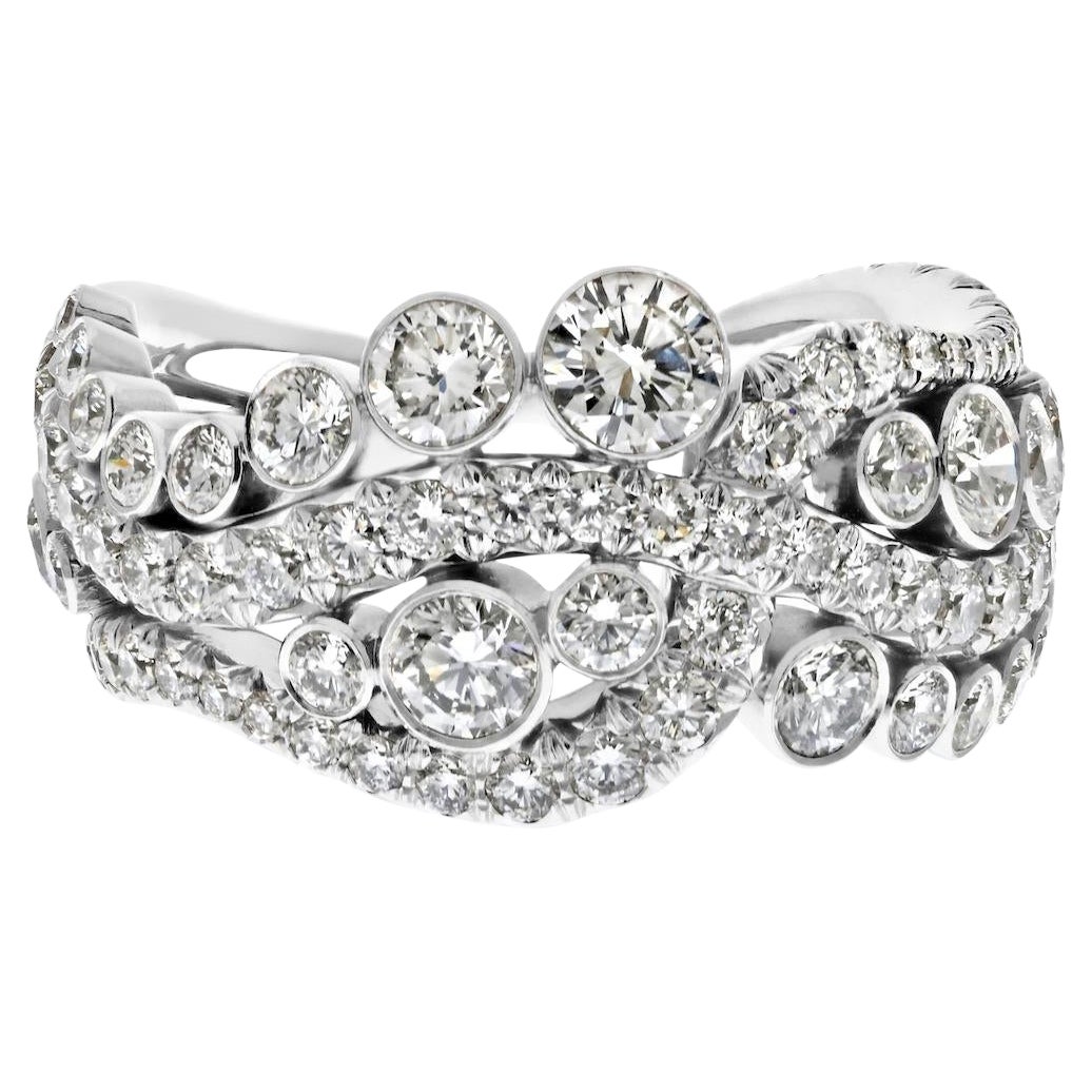 Anillo de Cóctel "Corona" de Platino con Diamantes Redondos de 2,50 ctw en venta