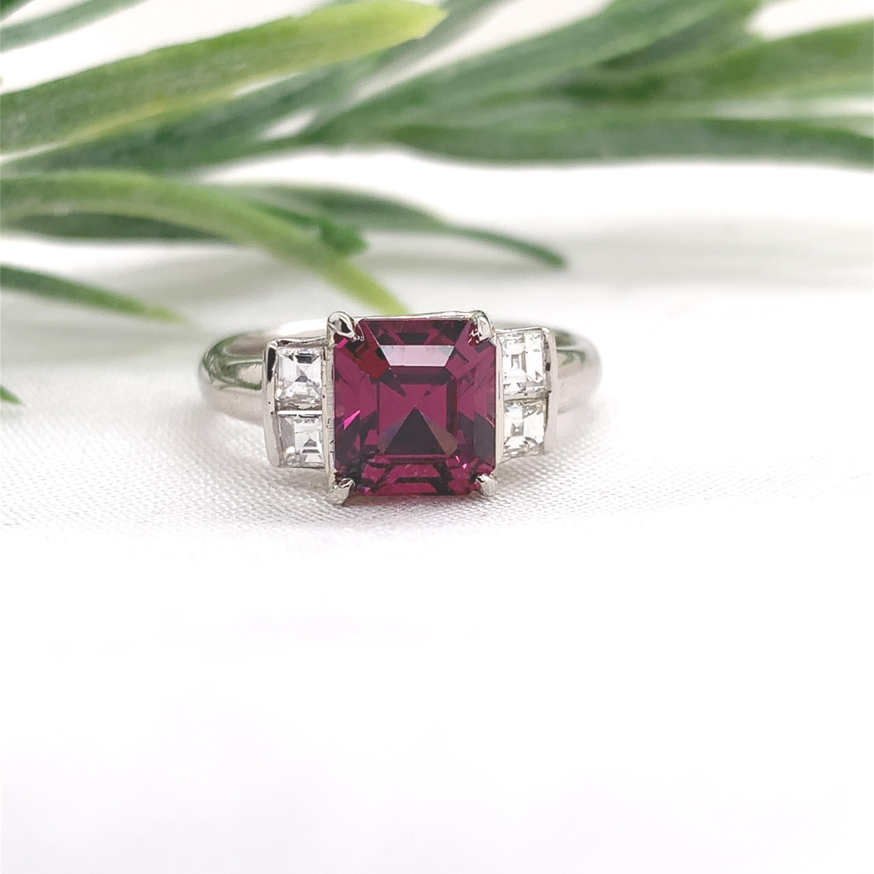 Platinum 2.55 carat Garnet and Diamond Ring size 5.75 For Sale 3