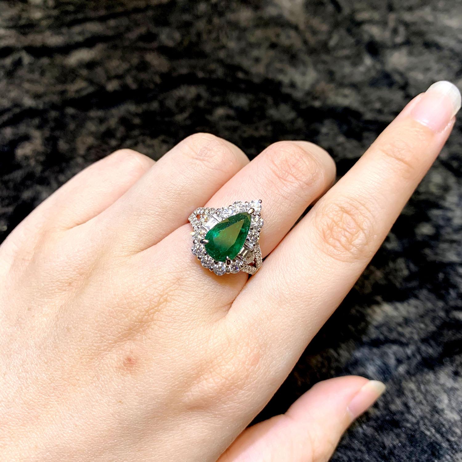 Women's Platinum 2.63 Carat Vivid Green Zambian Emerald and Diamond Engagement Ring