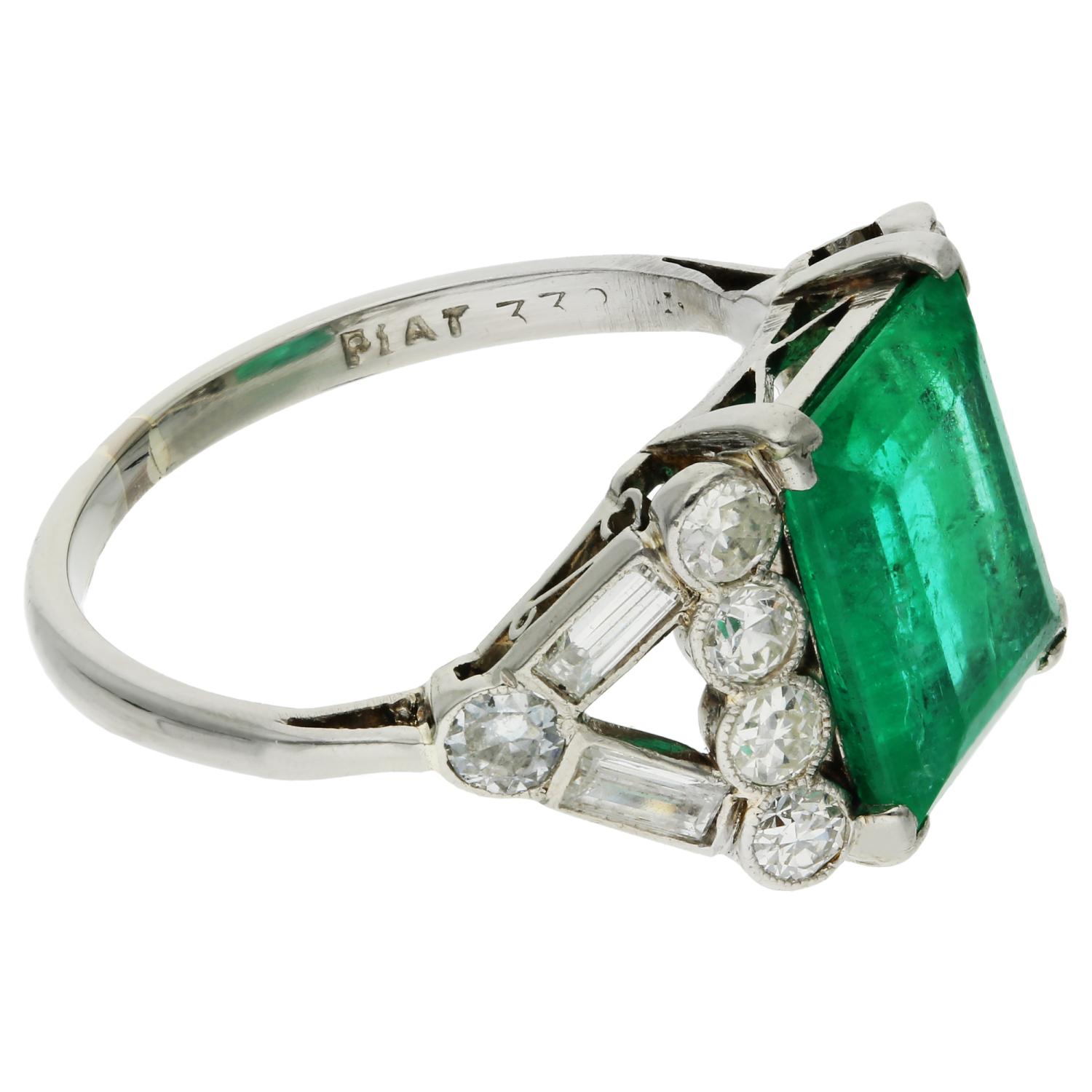 Emerald Cut Platinum 2.65ct Emerald & 0.70ct Diamond Dress Ring For Sale