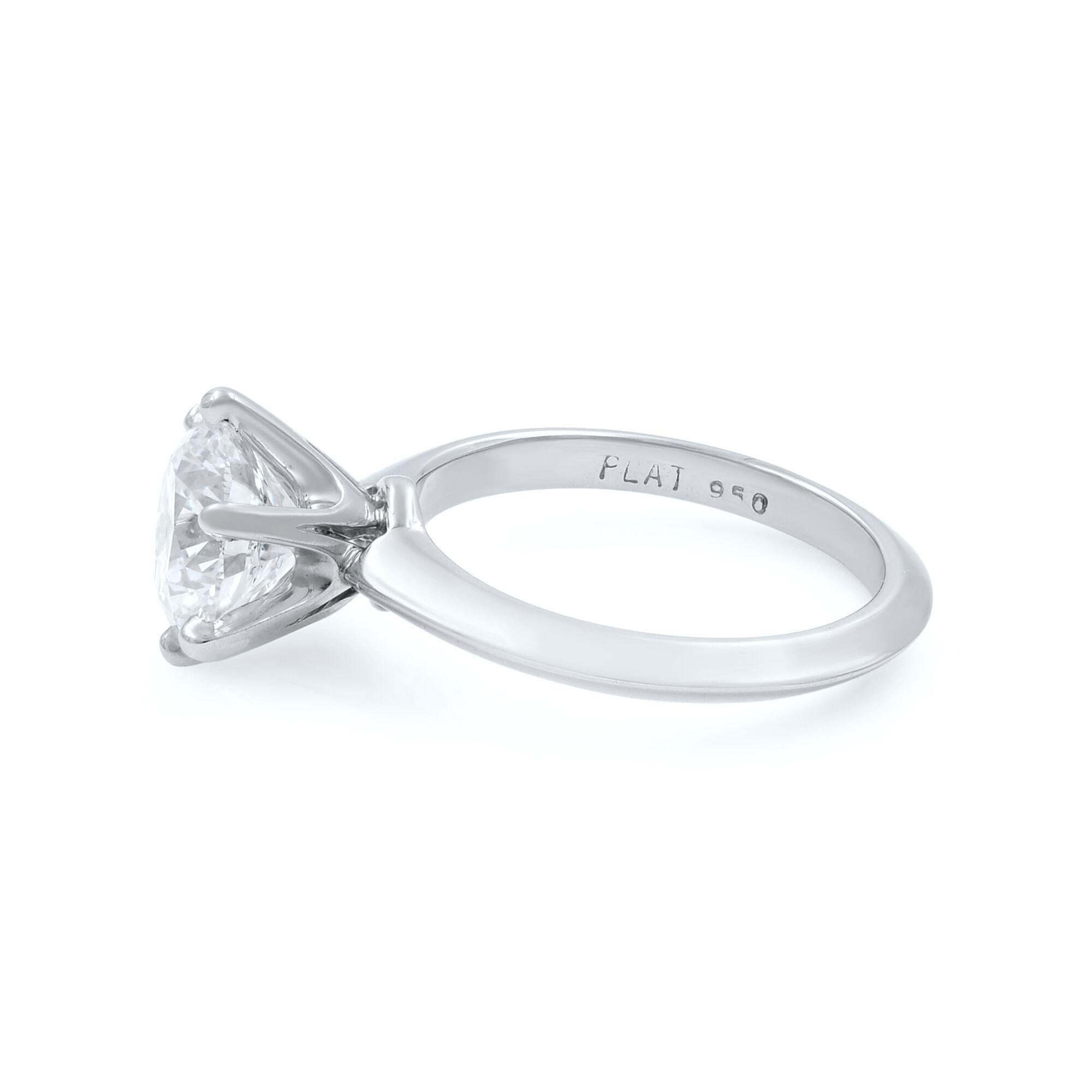 2 carat round cut solitaire engagement ring