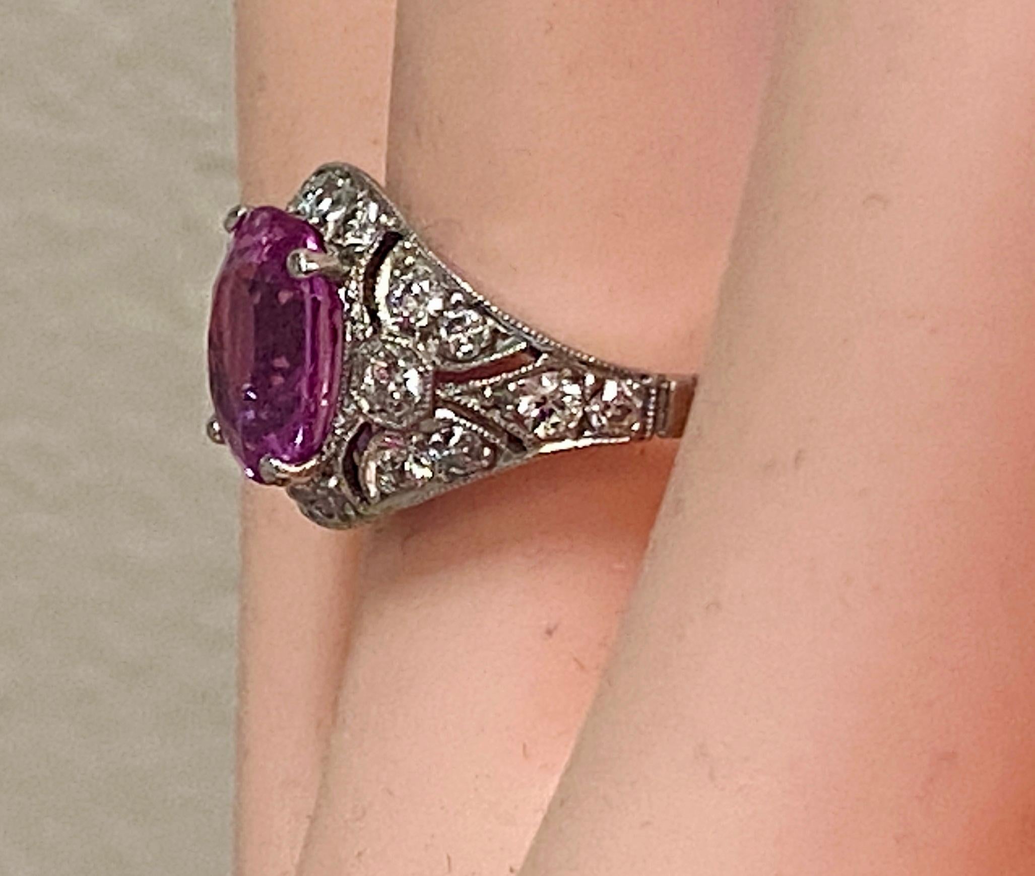 Women's or Men's Platinum 2.75 Ct Oval Pink Sapphire & Diamond Ring For Sale