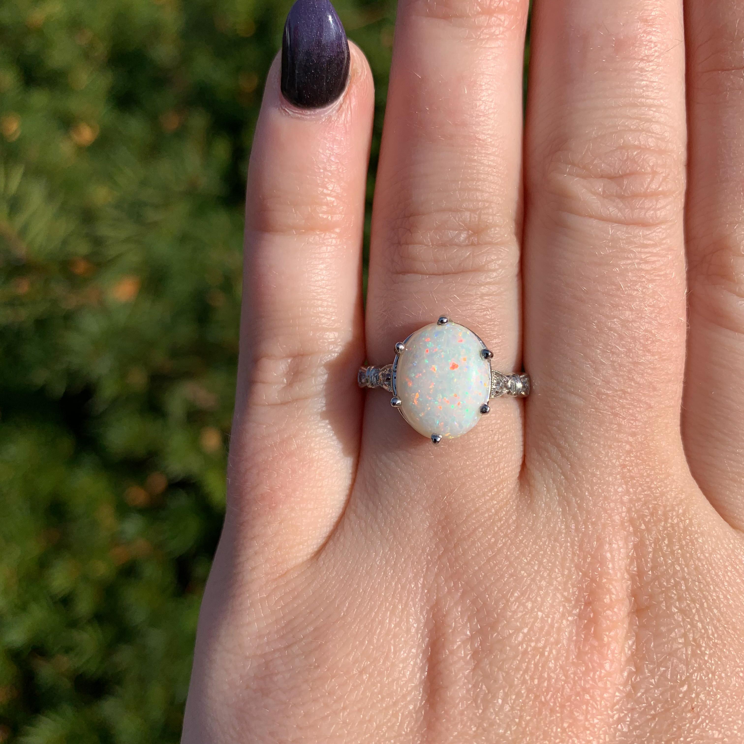 Platinum 2.80 carat Australian Opal Ring with pink-red fire! For Sale 2