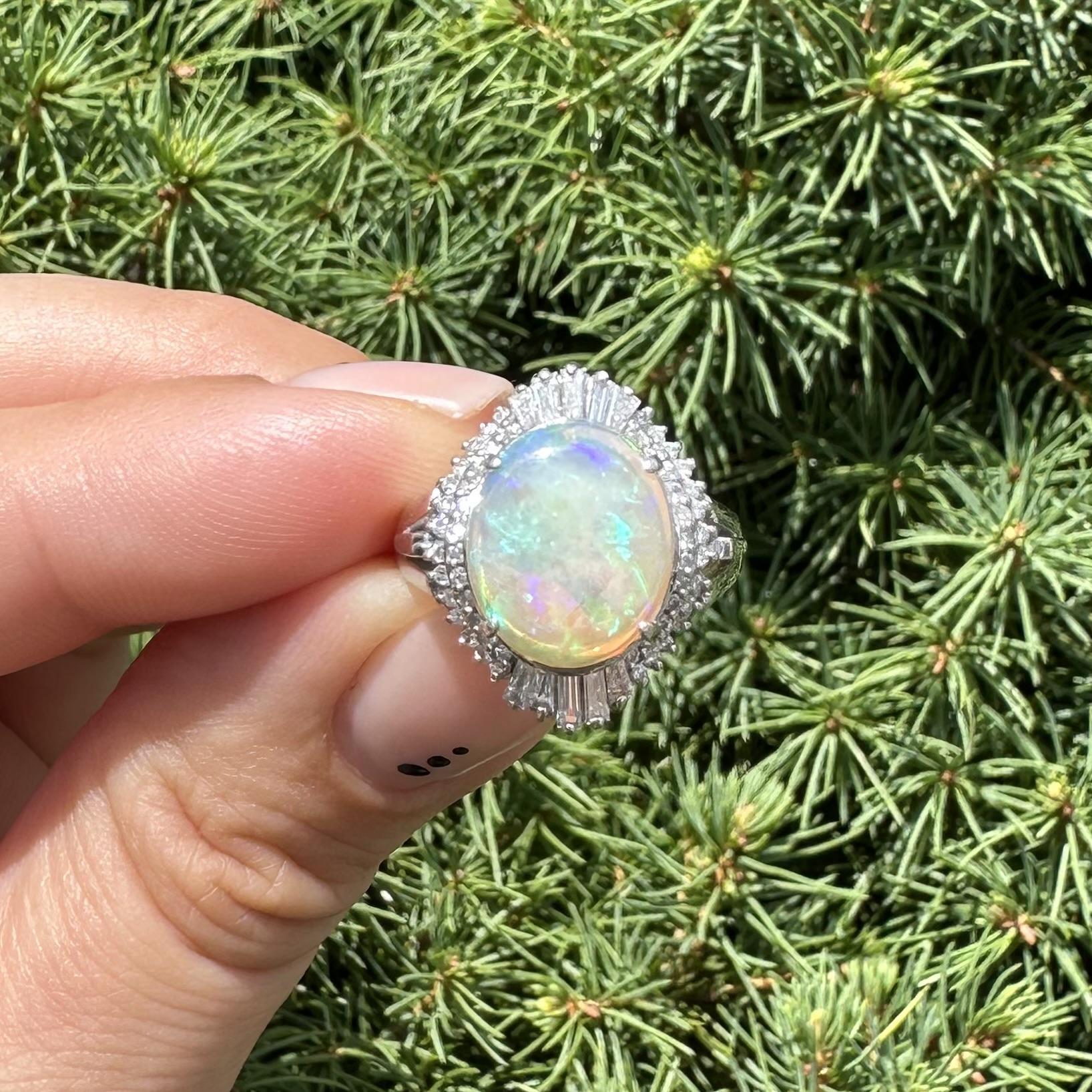 Platin 2,83ctw Oval Cabochon Opal w / Baguette & Runde Diamant Halo Ring im Angebot 15