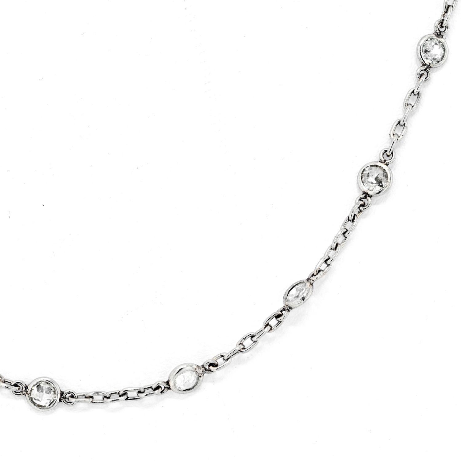Platinum 2.85cttw Diamond by the Yard Chain Necklace In Excellent Condition For Sale In New York, NY