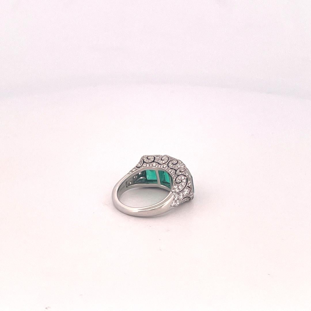 Women's Platinum 3 Stone Colombian Emerald & Diamond Ring For Sale