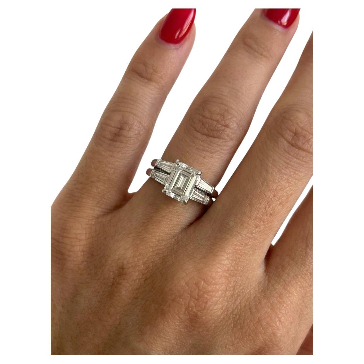 Platinum 3-Stone Emerald Cut Diamond Engagement Ring Set with Matching Ring For Sale