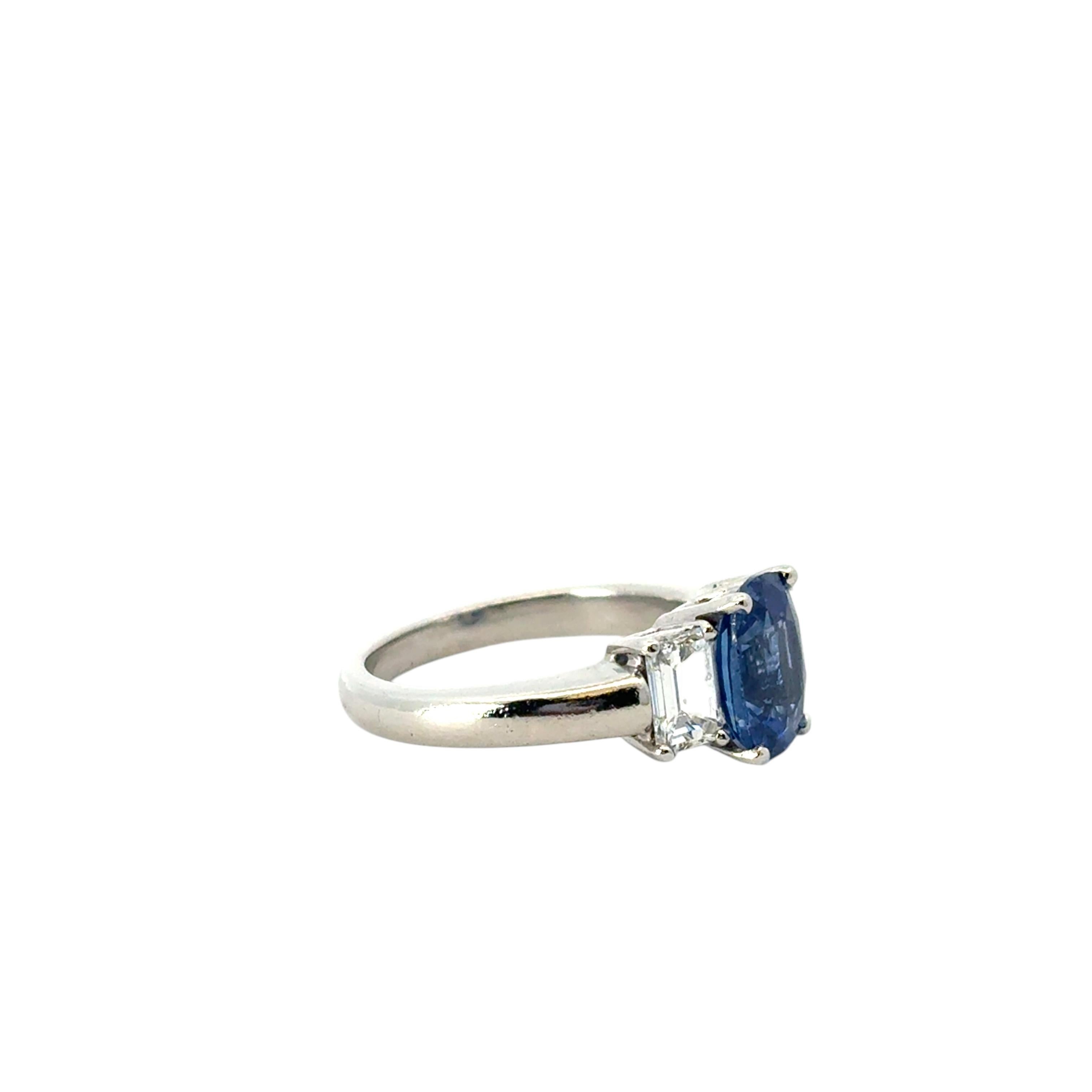 Platinum 3 Stone Ring set with Natural Cushion Blue Sapphire and Side Diamonds In Excellent Condition For Sale In Boca Raton, FL