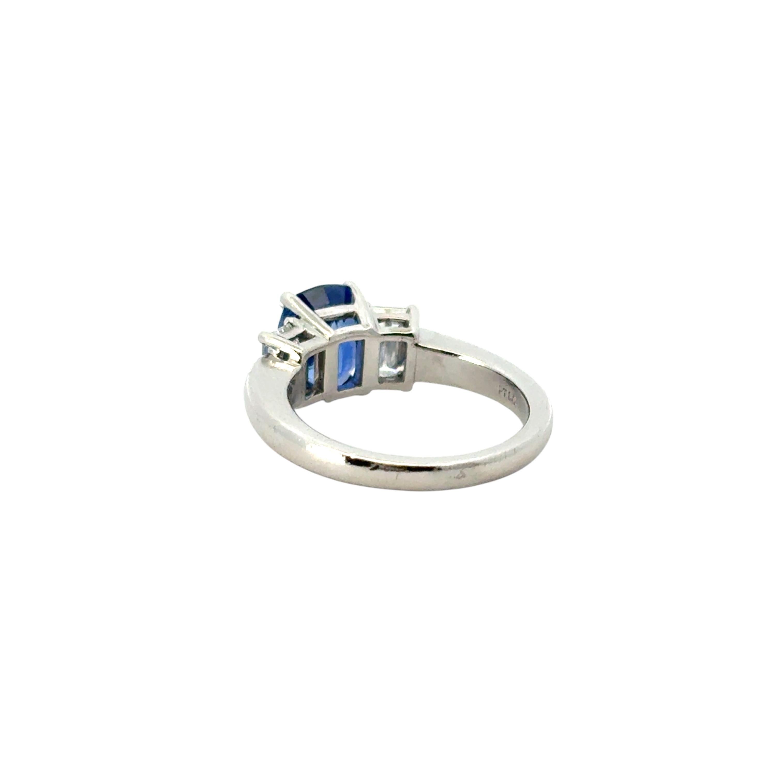 Platinum 3 Stone Ring set with Natural Cushion Blue Sapphire and Side Diamonds For Sale 3