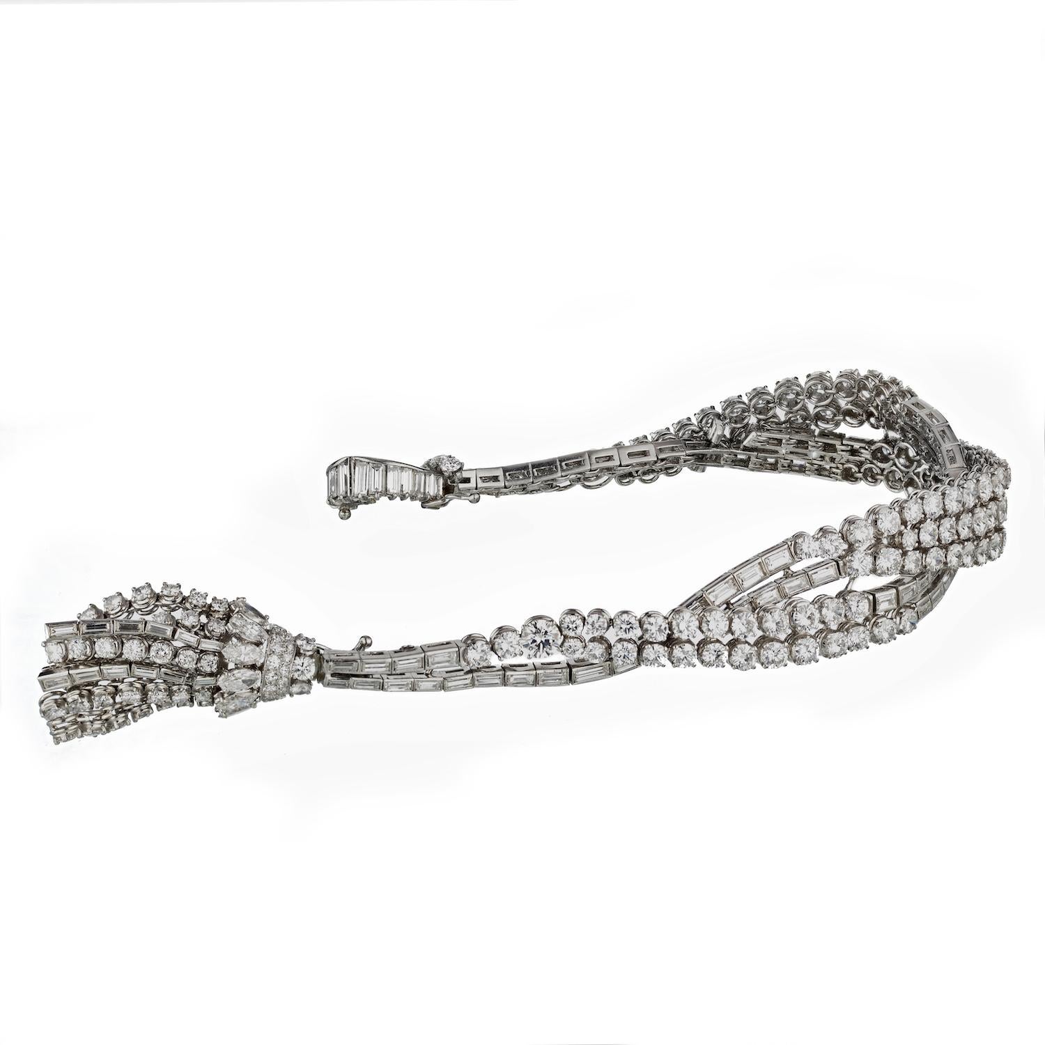 Platin 30 Karat runder Diamant im Baguetteschliff Quaste Vintage-Armband mit Quaste (Moderne) im Angebot
