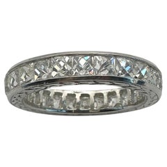Platin 3,00 Karat wiederverwendeter Diamant Handgravierter Eternity-Ring - Größe 5