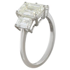 Platinum 3.02ct Diamond Three-Stone Ring MF14-051826