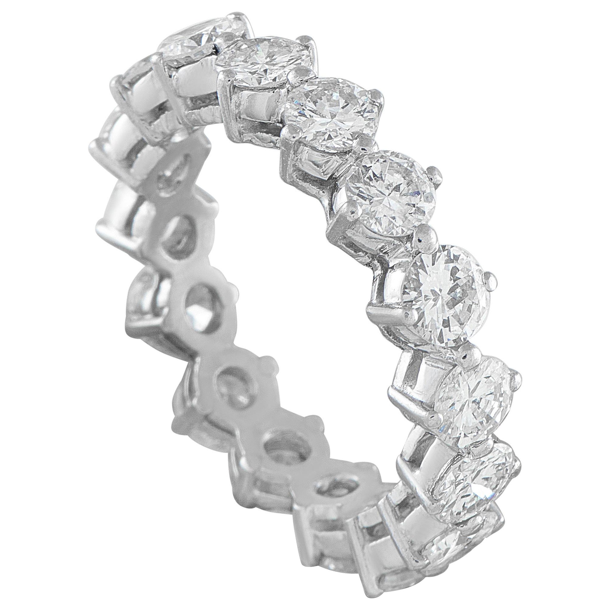 Platin 3,07ct Diamant Eternity Band Ring MF13-121525 im Angebot