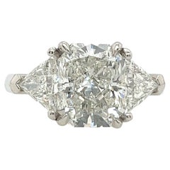 Platinum 3.14ct I/VS1 Modified Brilliant Diamond Ring & 1.60ct Triangle Diamonds