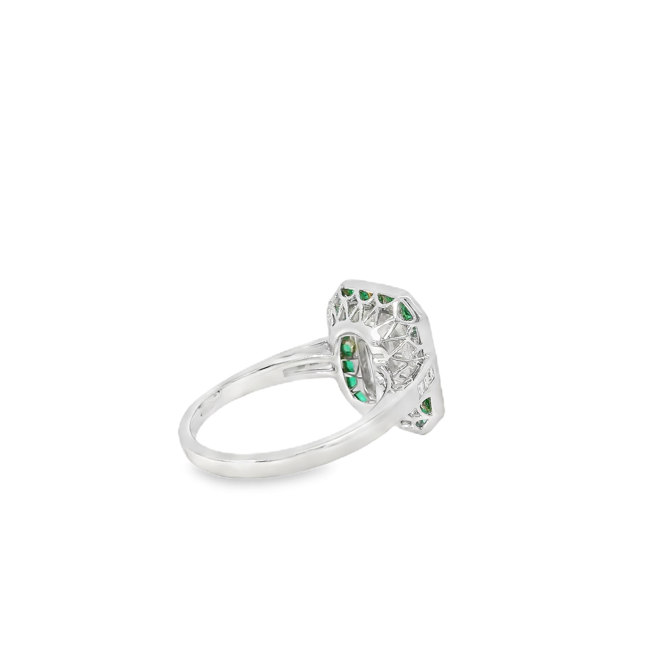 Platinum 3.15ct Diamond and Emerald Ring in vendita 9