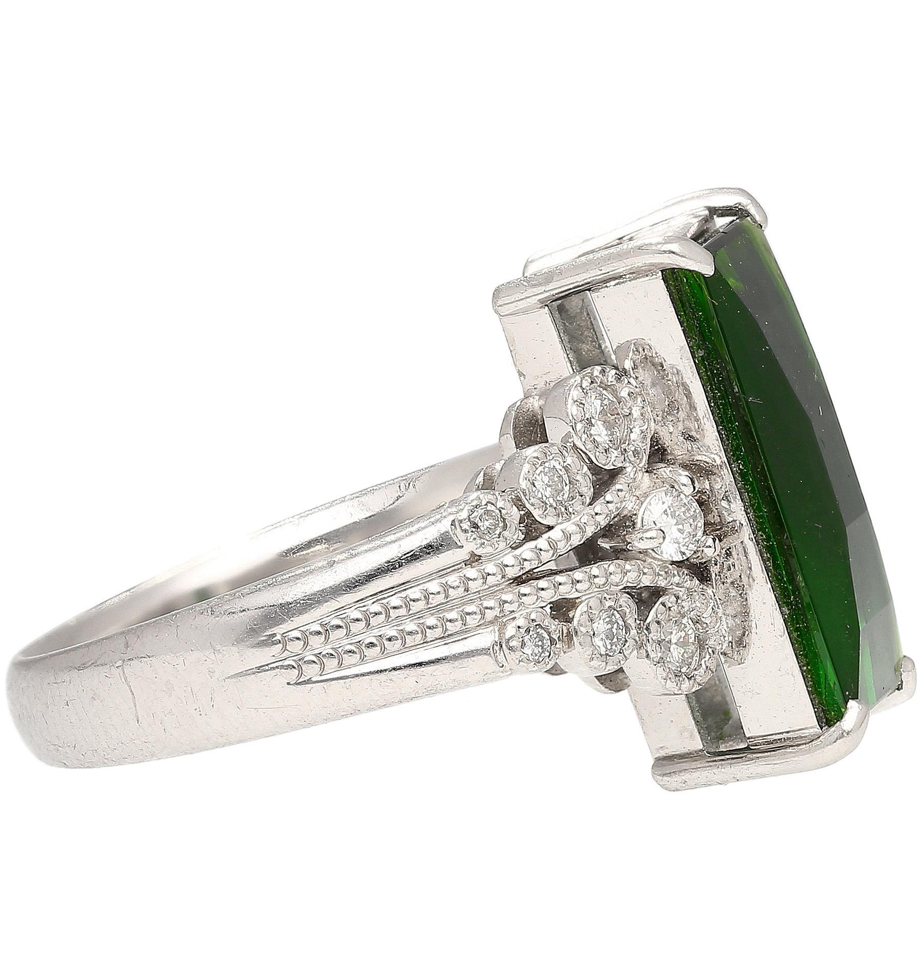 Platinum 3.19 Carat Indicolite Tourmaline & Diamond Vintage Filigree Ring Size 6 In New Condition For Sale In Miami, FL