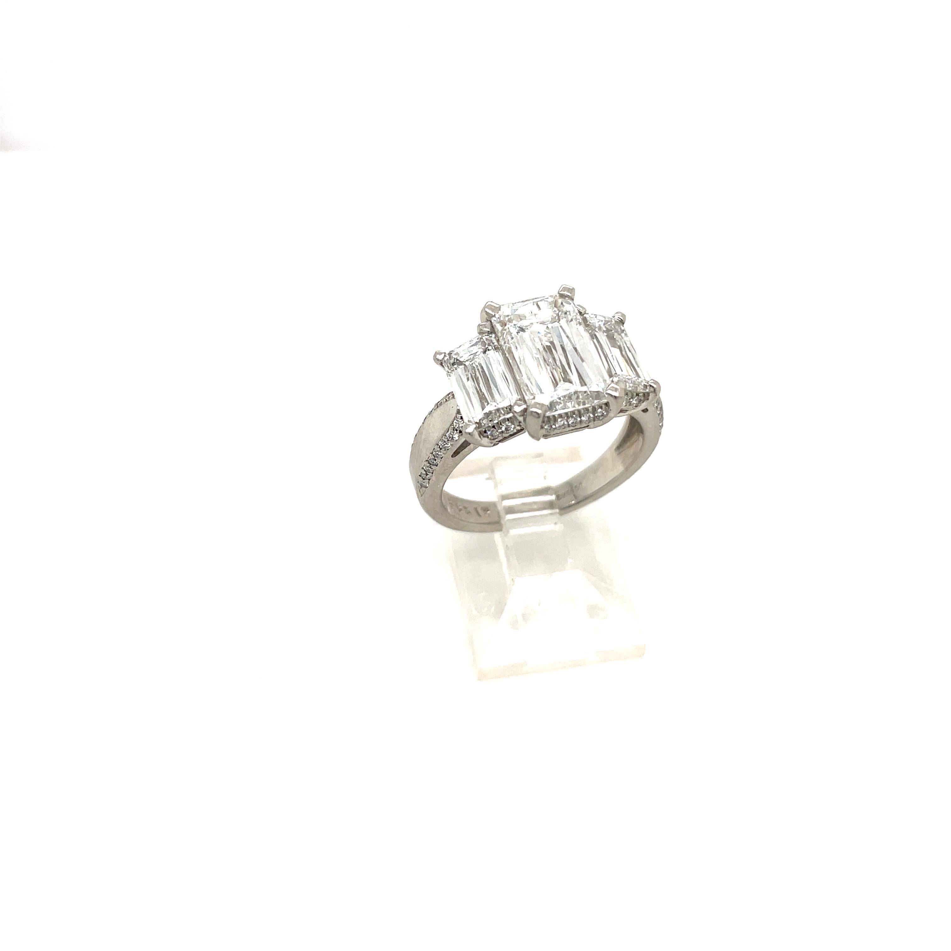 Women's or Men's Platinum 3.20Ct. F VS1 Crisscut Diamond Engagement Ring GIA Certified