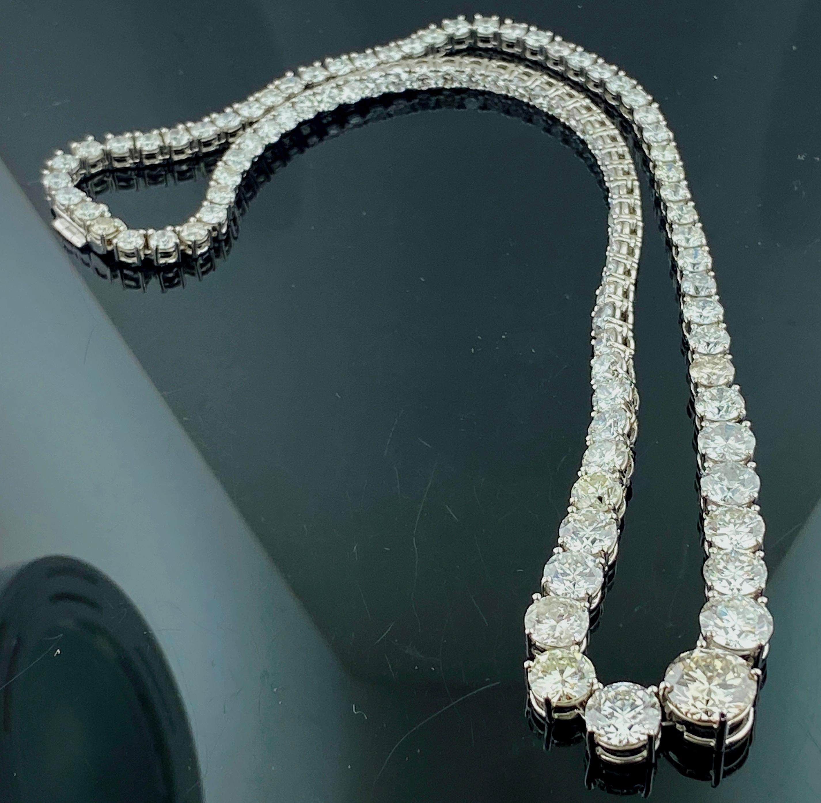 GIA Certified Platinum 32.10 Carat Total Diamond Riviera Necklace In Excellent Condition For Sale In Palm Desert, CA