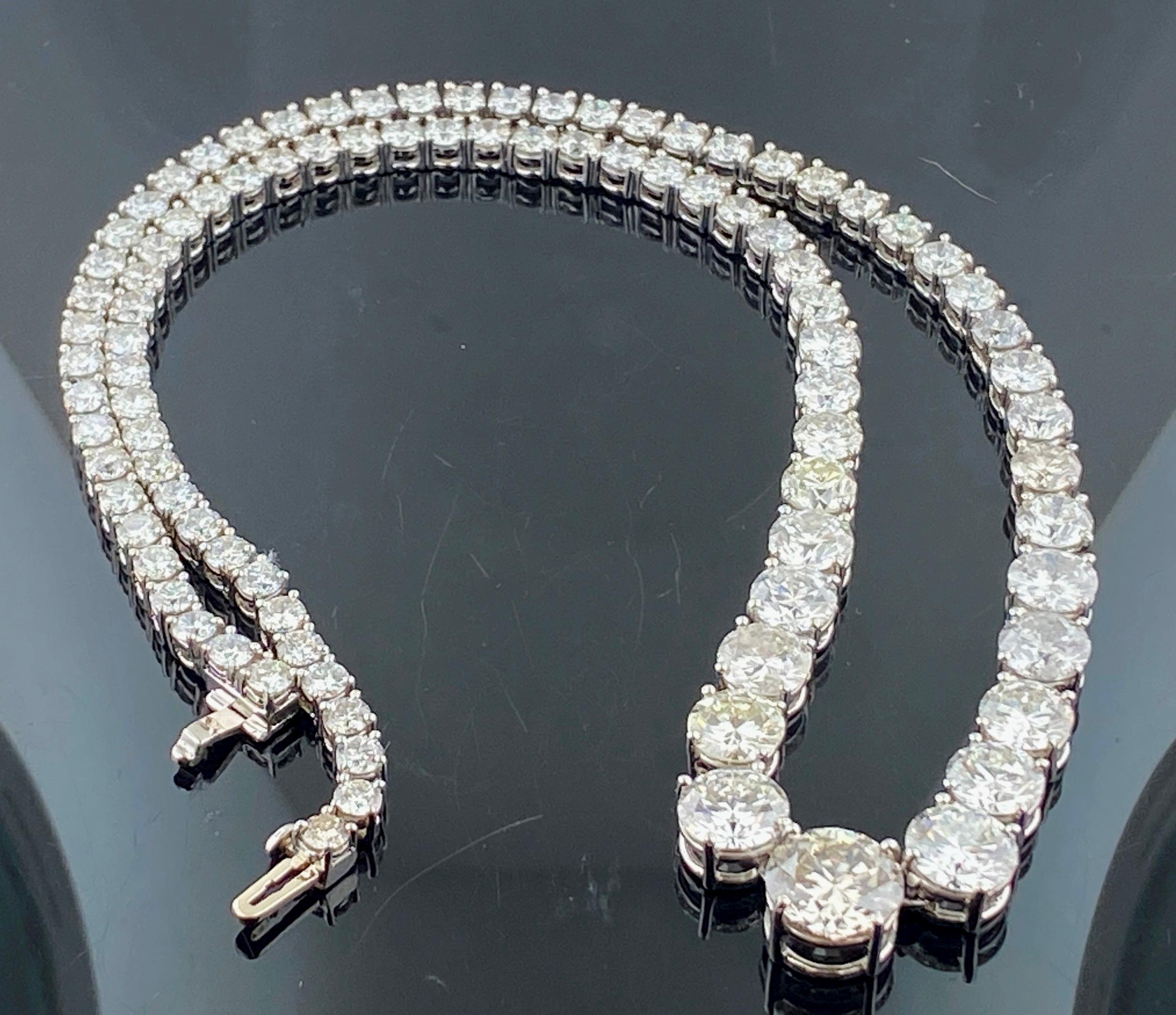 GIA Certified Platinum 32.10 Carat Total Diamond Riviera Necklace For Sale 1